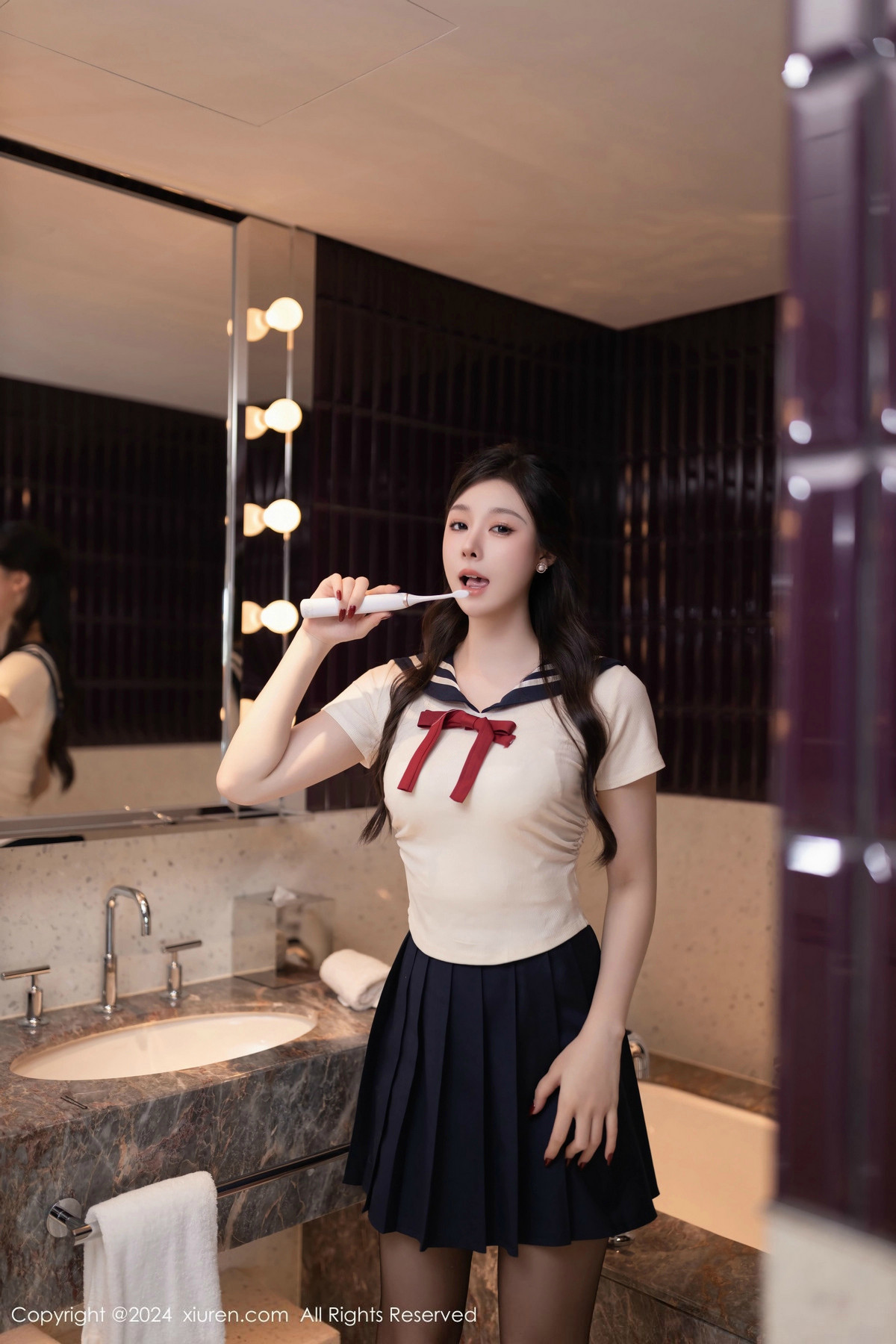 [XiuRen秀人网]第9530期小逗逗写真 [80P]-021