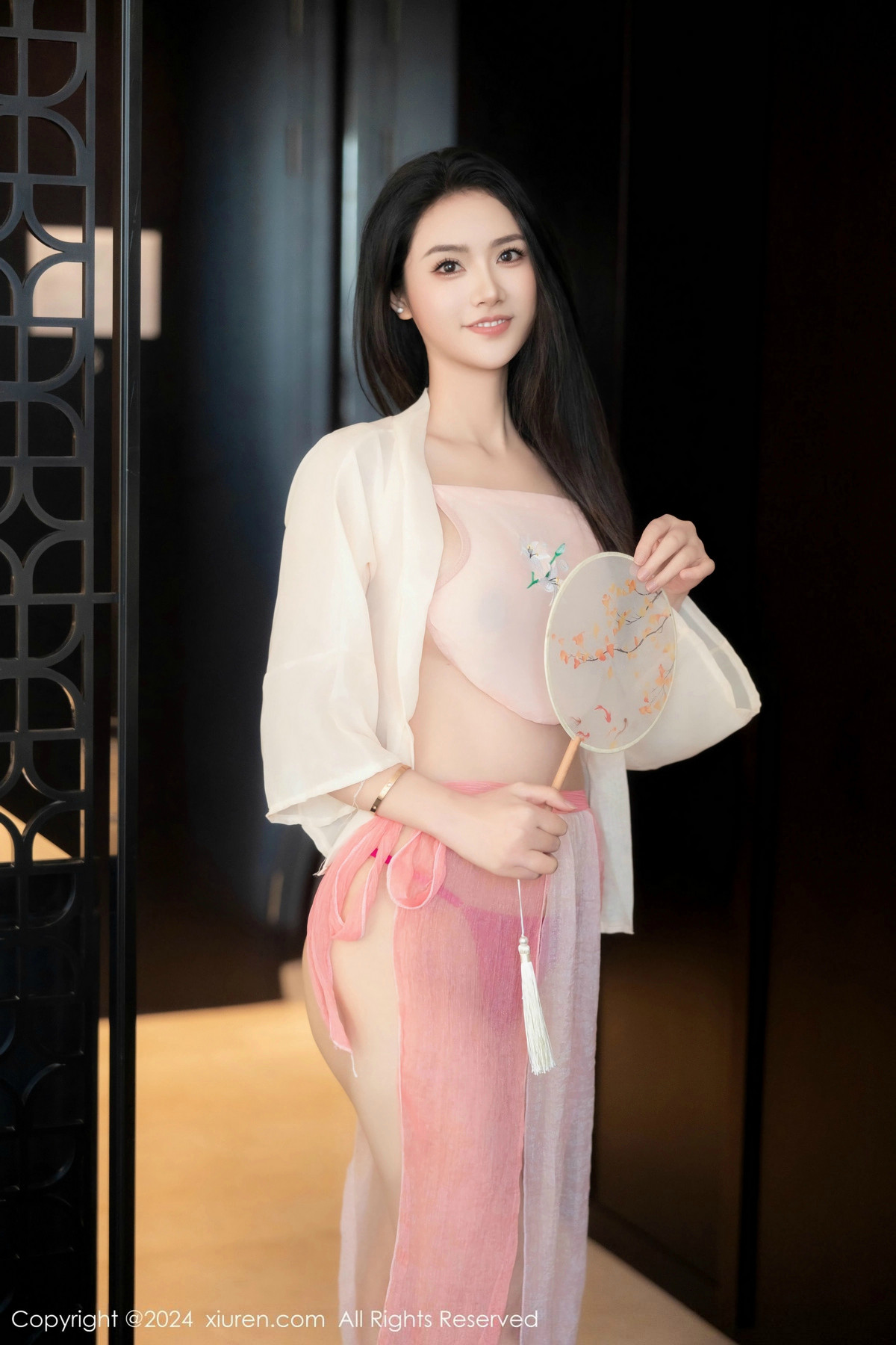 [XiuRen秀人网]第9542期方子萱写真 [77P]-001