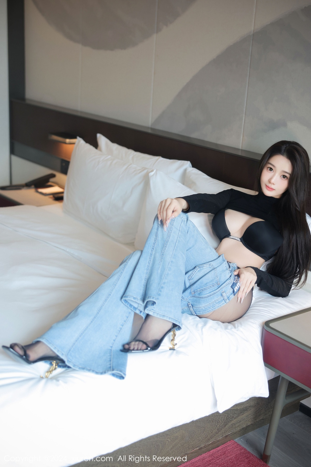 [XiuRen秀人网]第9555期Candy糖糖写真 [76P]-021