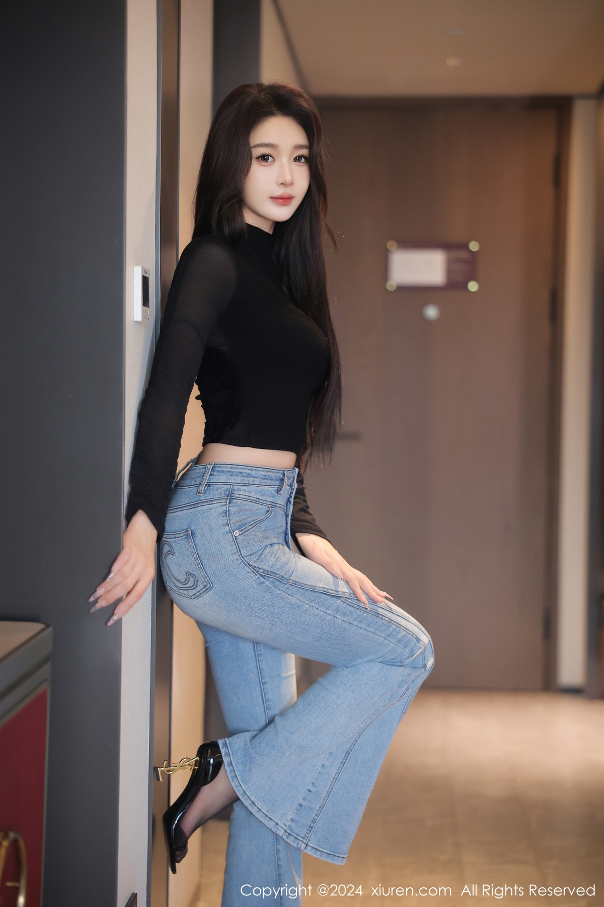 [XiuRen秀人网]第9555期Candy糖糖写真 [76P]-003