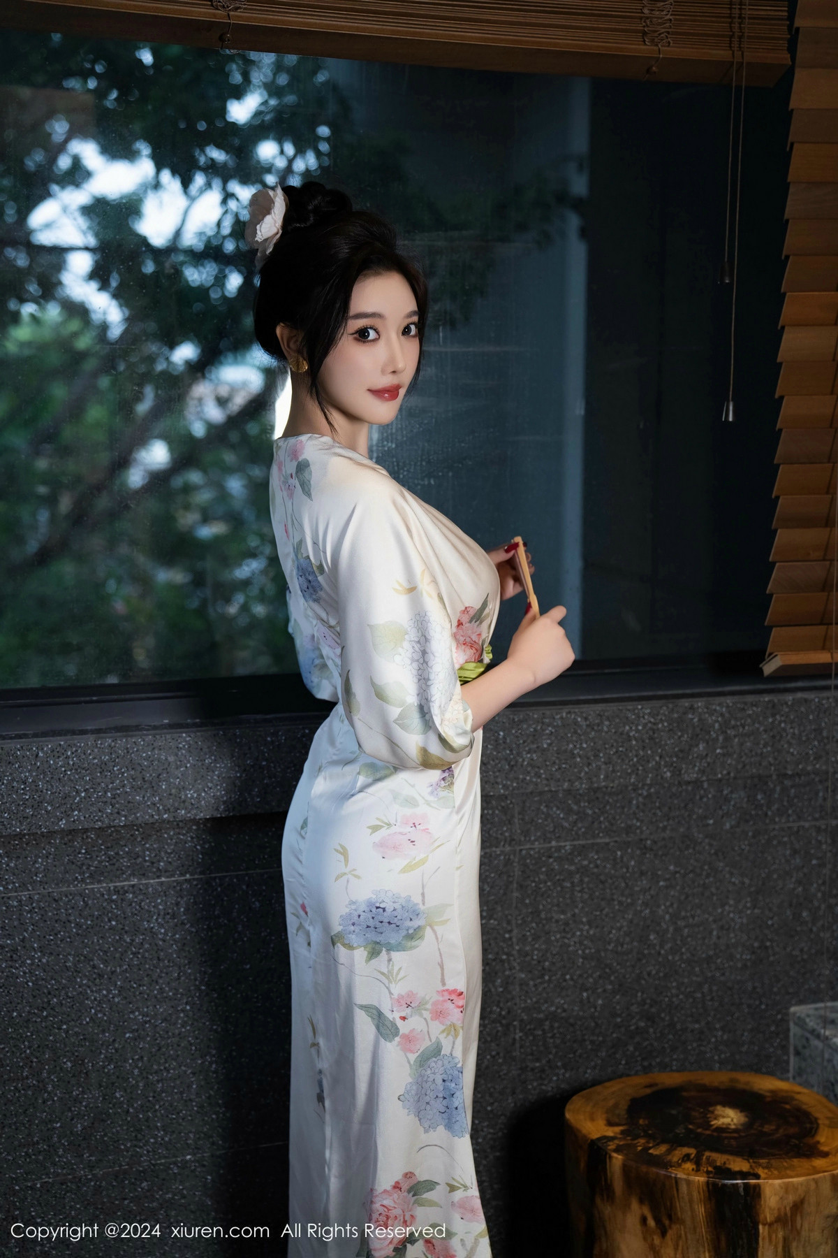 [XiuRen秀人网]第9470期杨晨晨写真 [99P]-007
