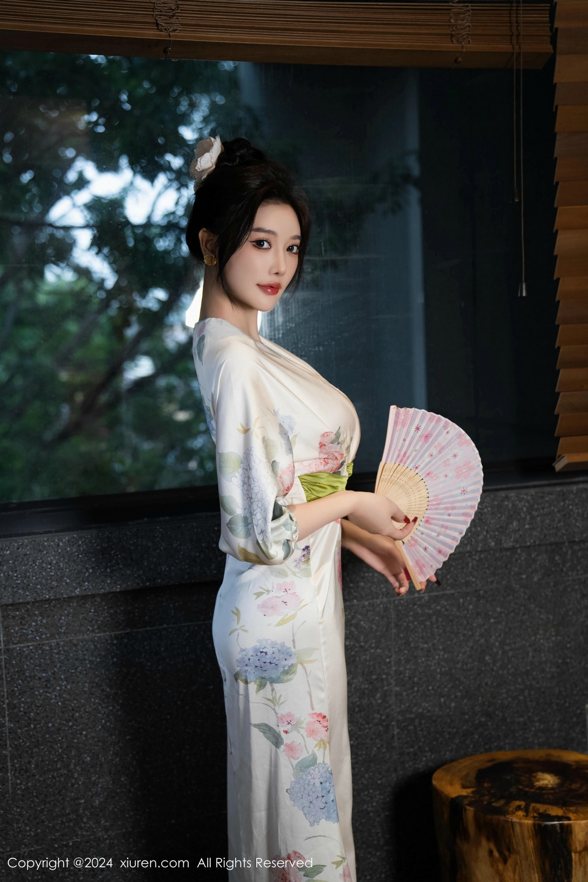 [XiuRen秀人网]第9470期杨晨晨写真 [99P]-016