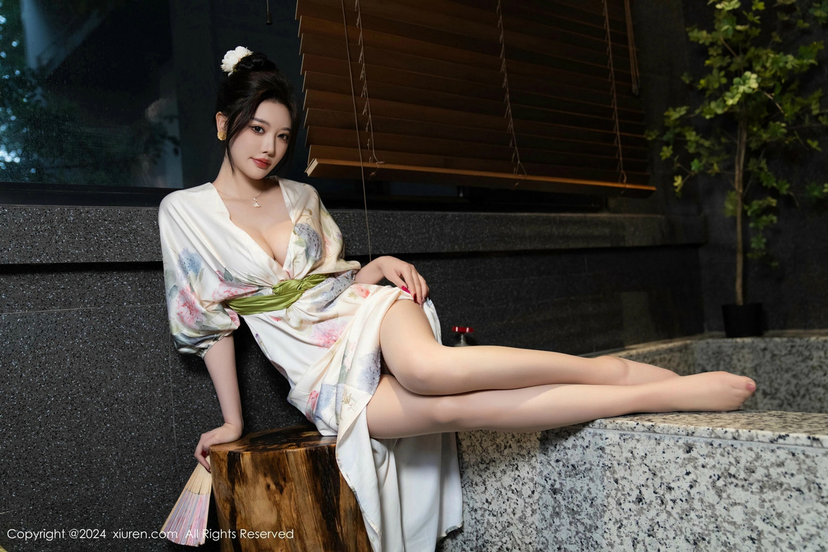 [XiuRen秀人网]第9470期杨晨晨写真 [99P]-045