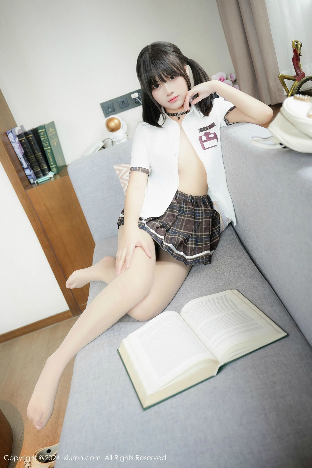 [XiuRen秀人网]第9573期姚若兮写真 [53P]-024
