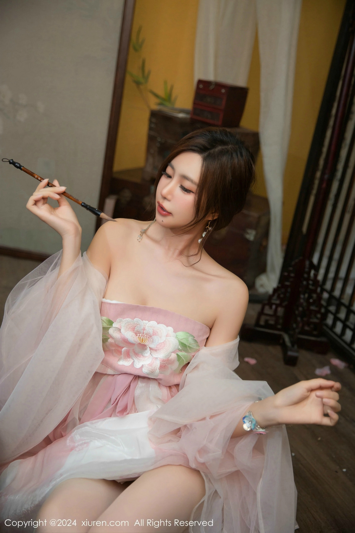 [XiuRen秀人网]第9475期绮里嘉写真 [80P]-010