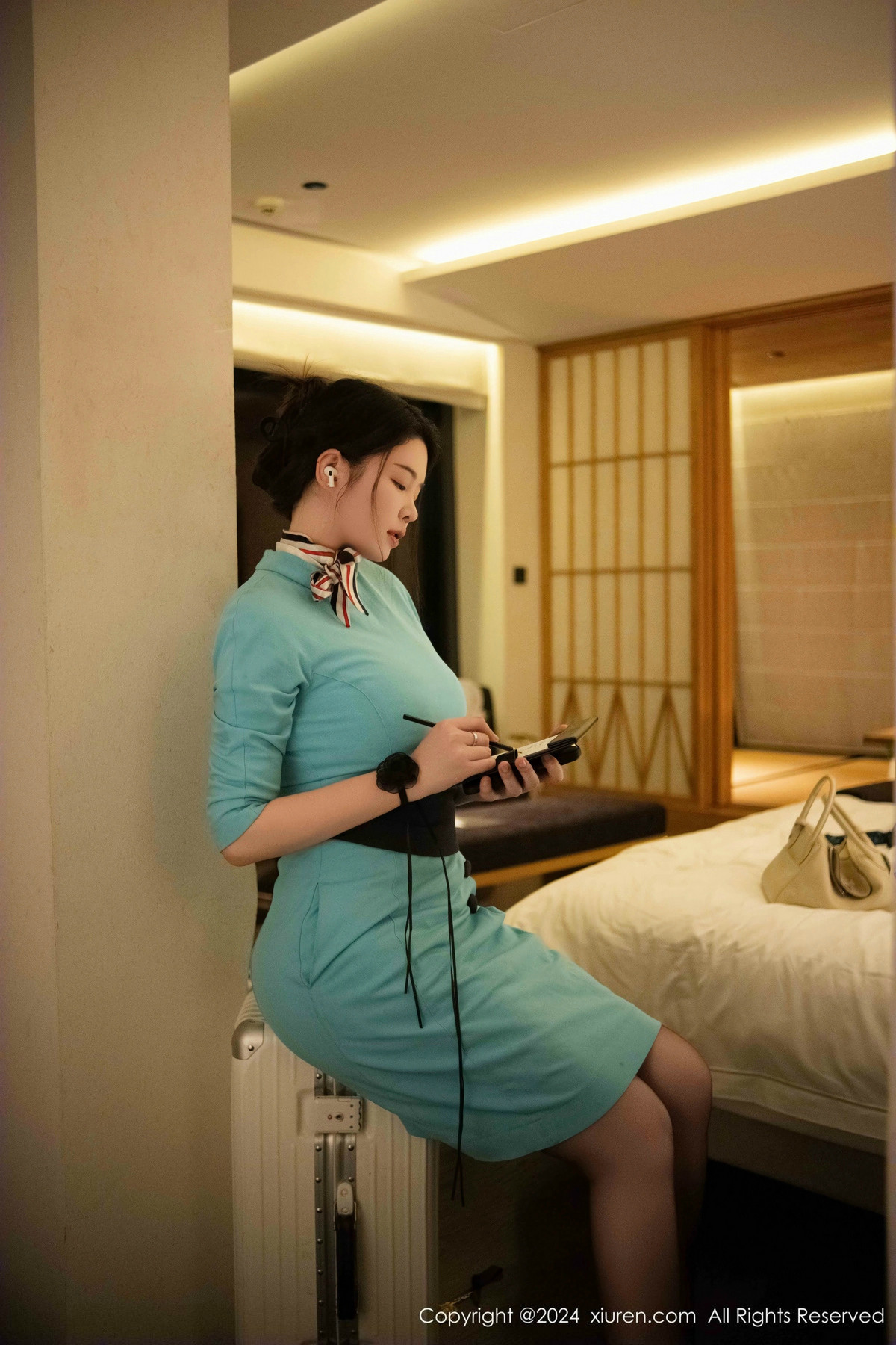 [XiuRen秀人网]第9609期樱桃小犊子写真 [41P]-004