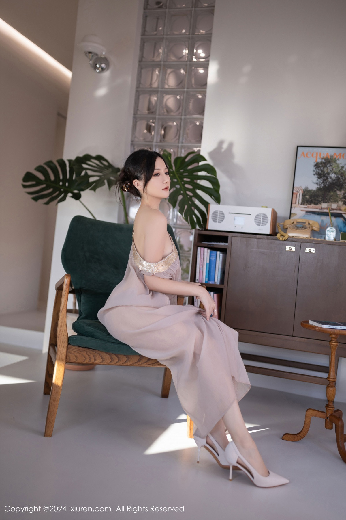 [XiuRen秀人网]第9492期鱼子酱写真 [80P]-051