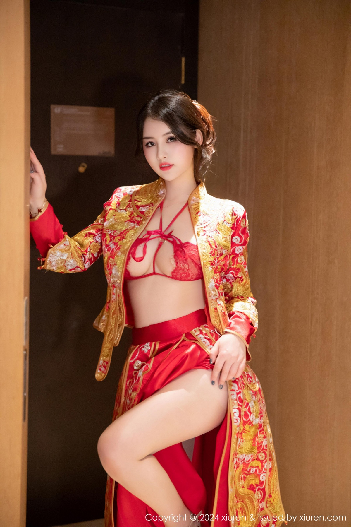 [XiuRen秀人网]第9494期诗诗写真 [83P]-012