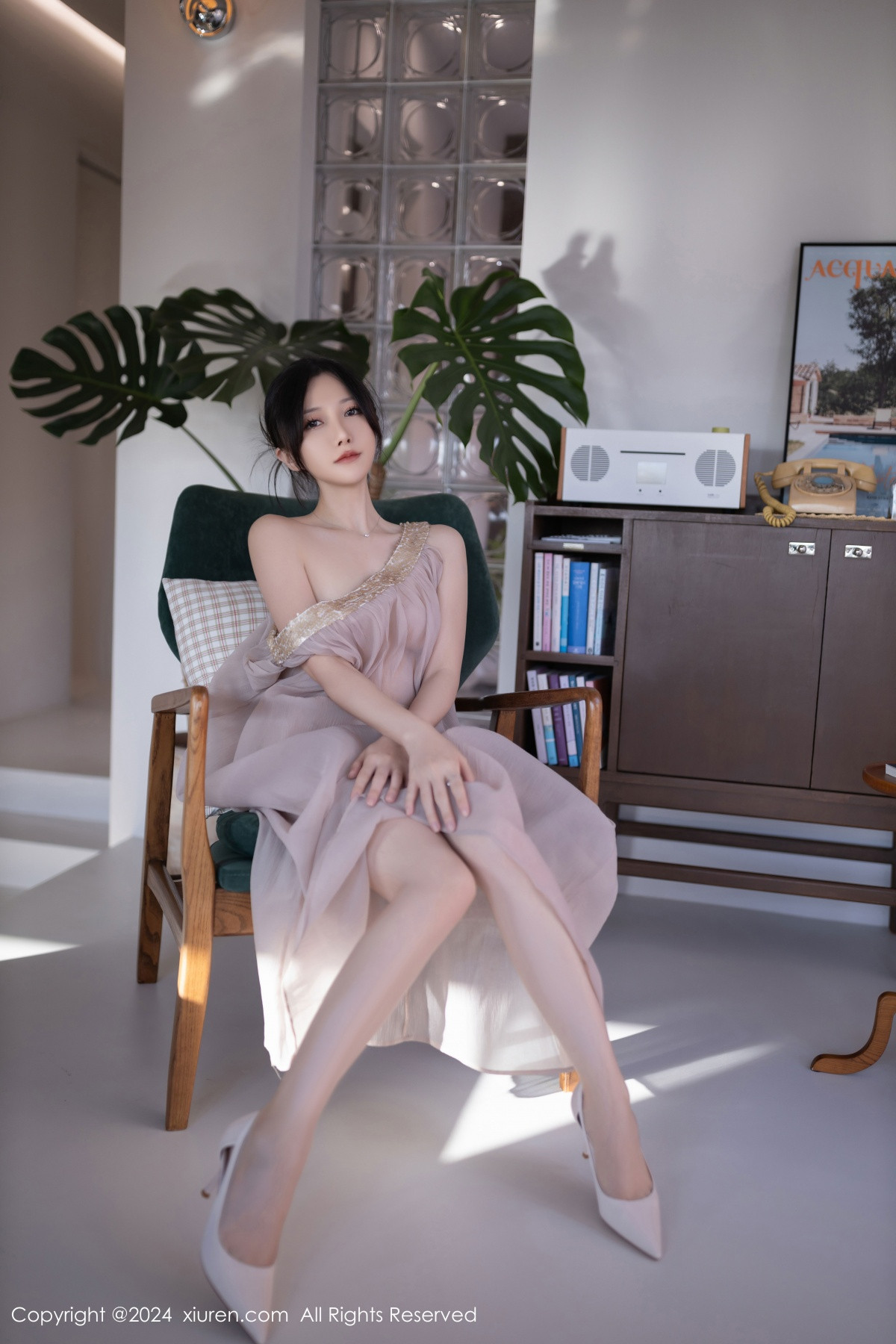 [XiuRen秀人网]第9492期鱼子酱写真 [80P]-049