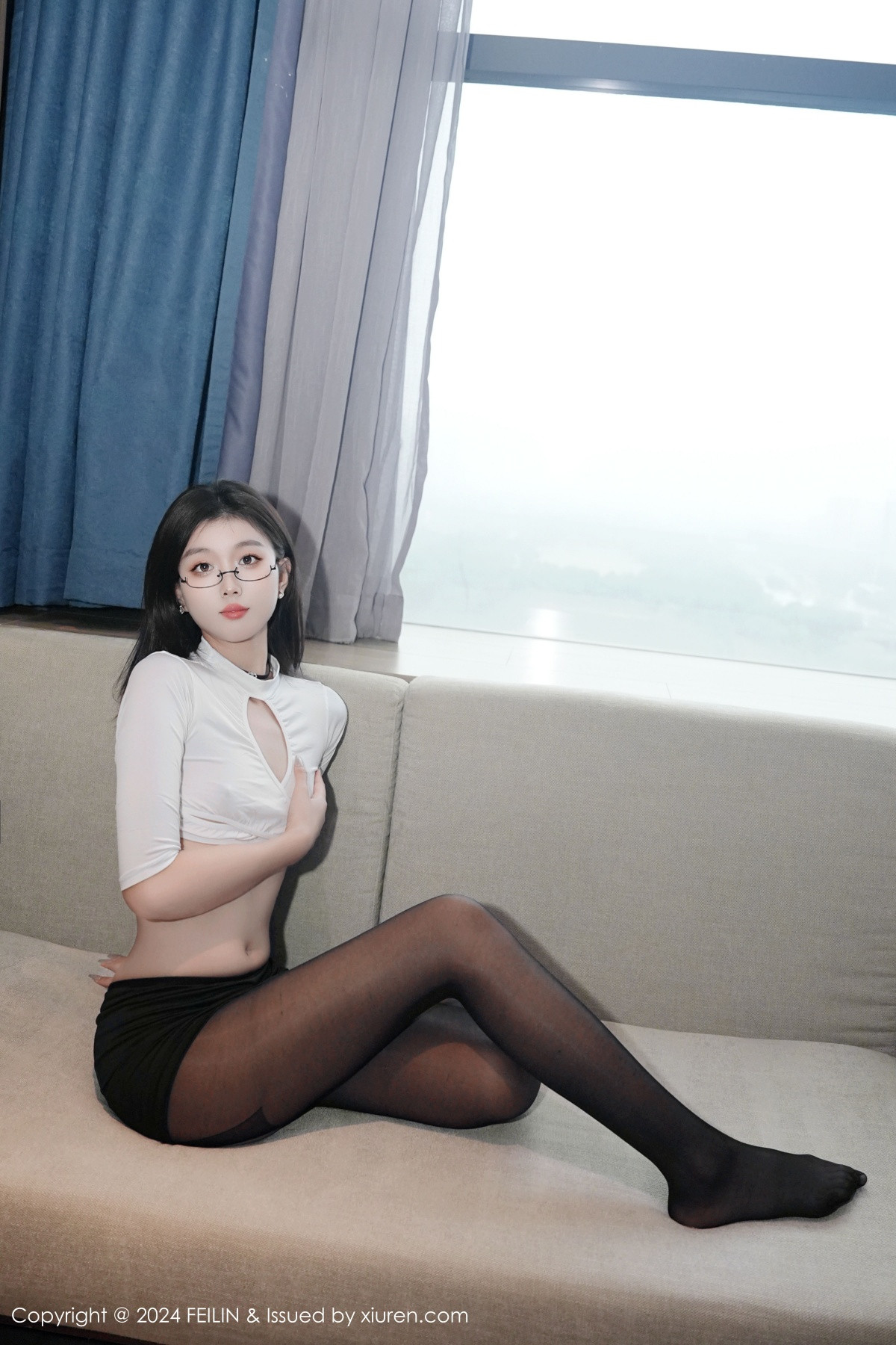[FeiLin嗲囡囡]第489期江念鱼写真 [60P]-002