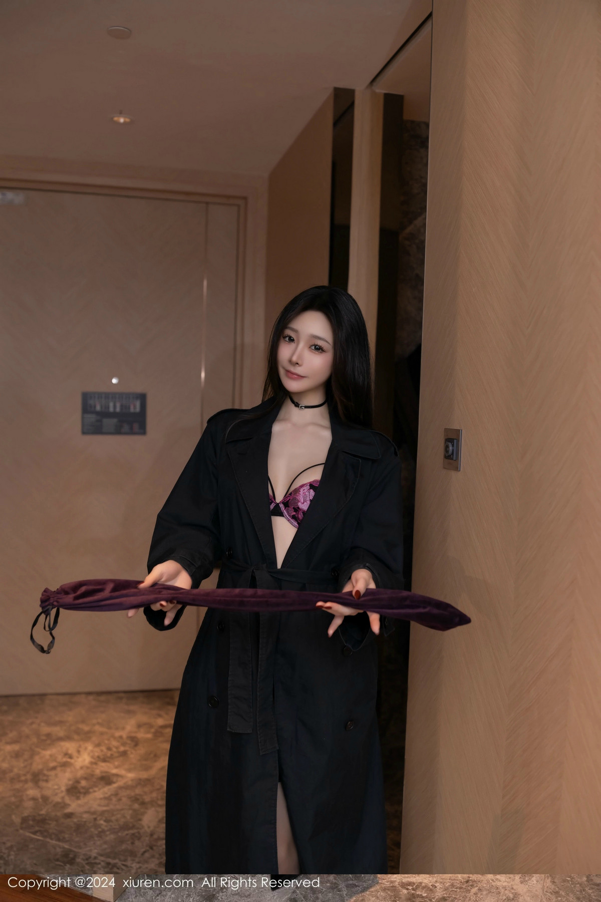 [XiuRen秀人网]第9672期小逗逗写真 [80P]-002