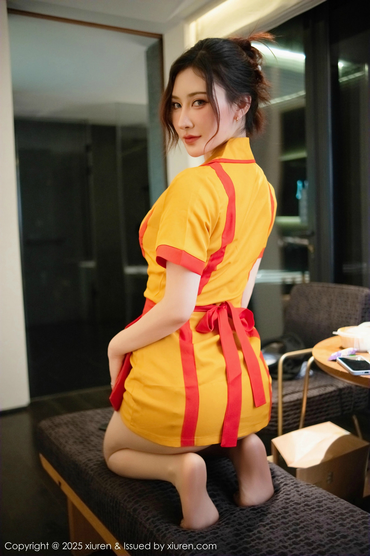 [XiuRen秀人网]第9695期蕾蕾醒了没写真 [42P]-006