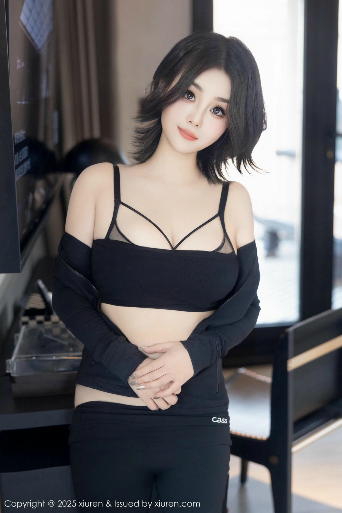 [XiuRen秀人网]第9694期Monica写真 [79P]-033