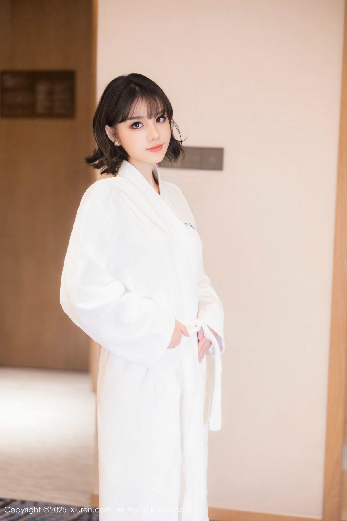 [XiuRen秀人网]第9713期黎苏苏写真 [78P]-001
