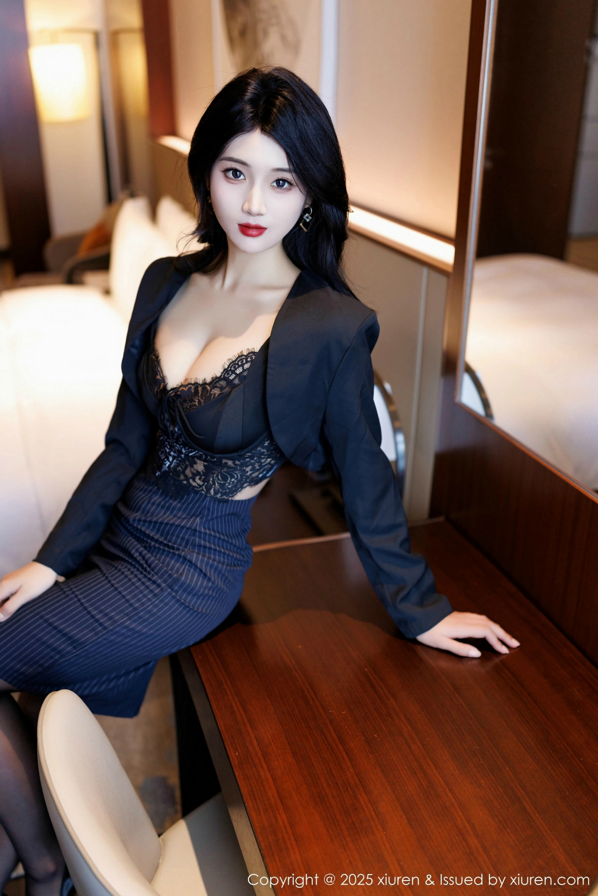 [XiuRen秀人网]第9728期南乔写真 [90P]-004