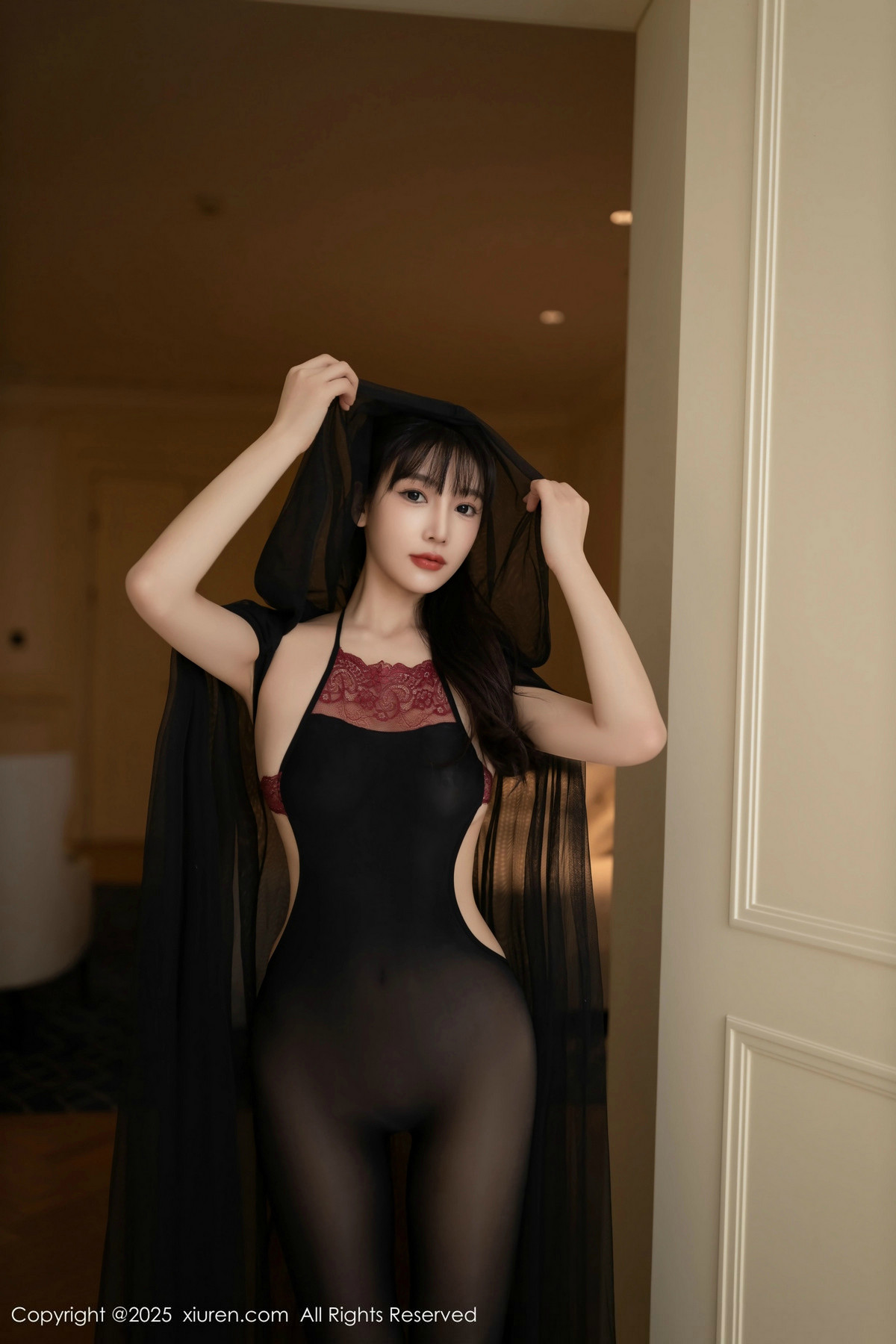 [XiuRen秀人网]第9735期陆萱萱写真 [80P]-003