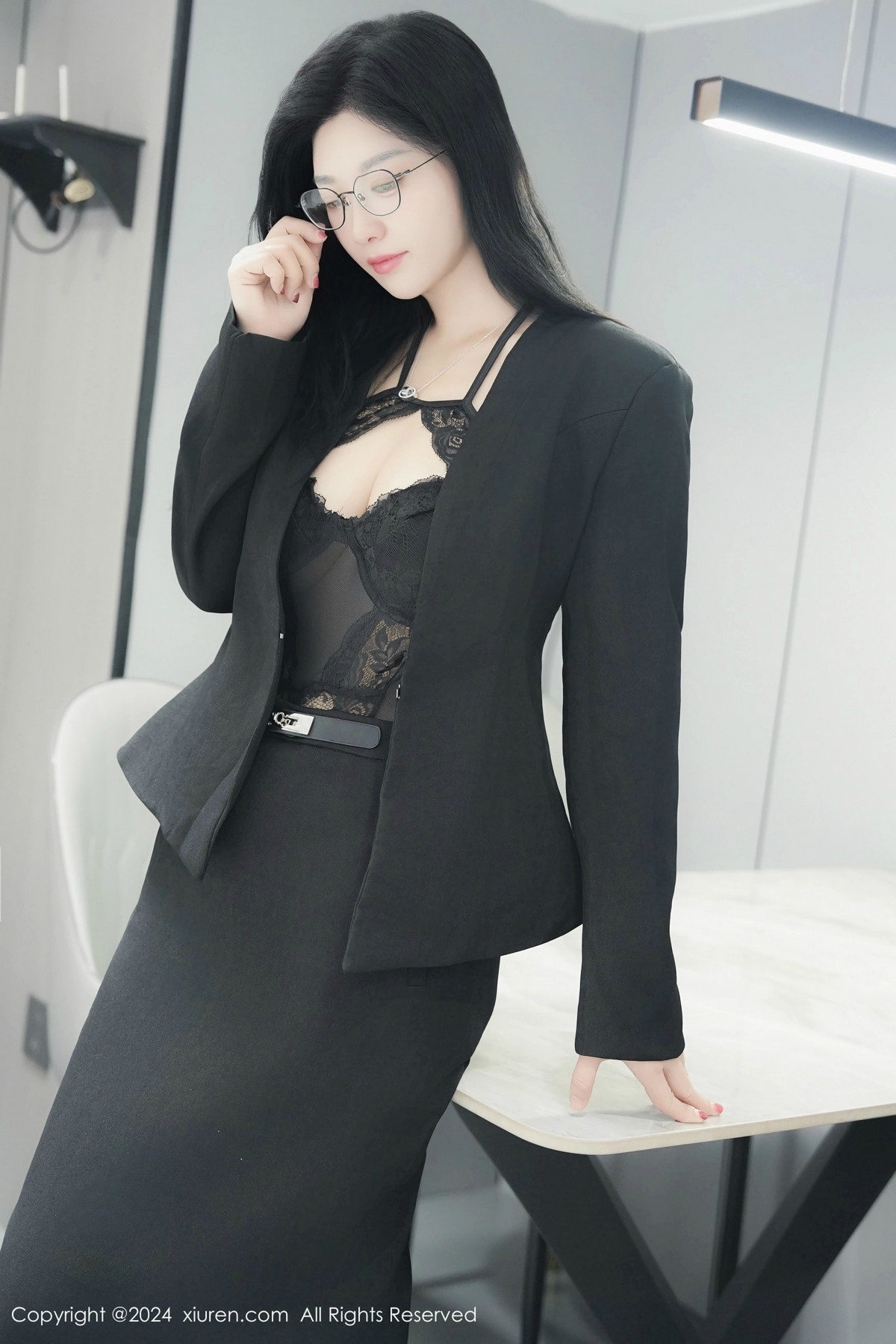 [XiuRen秀人网]第9639期雅茹老师写真 [81P]-014