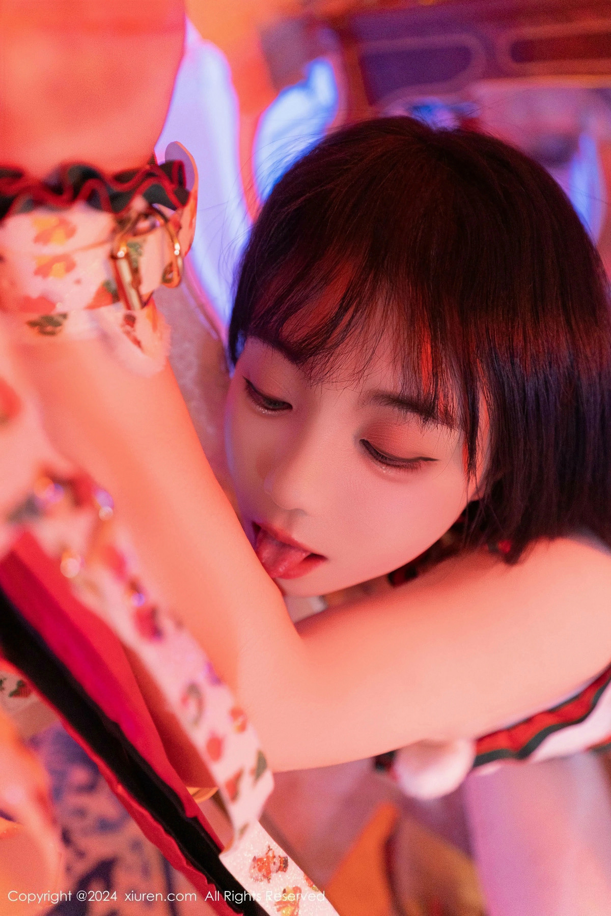 [XiuRen秀人网]第9638期软情写真 [112P]-109