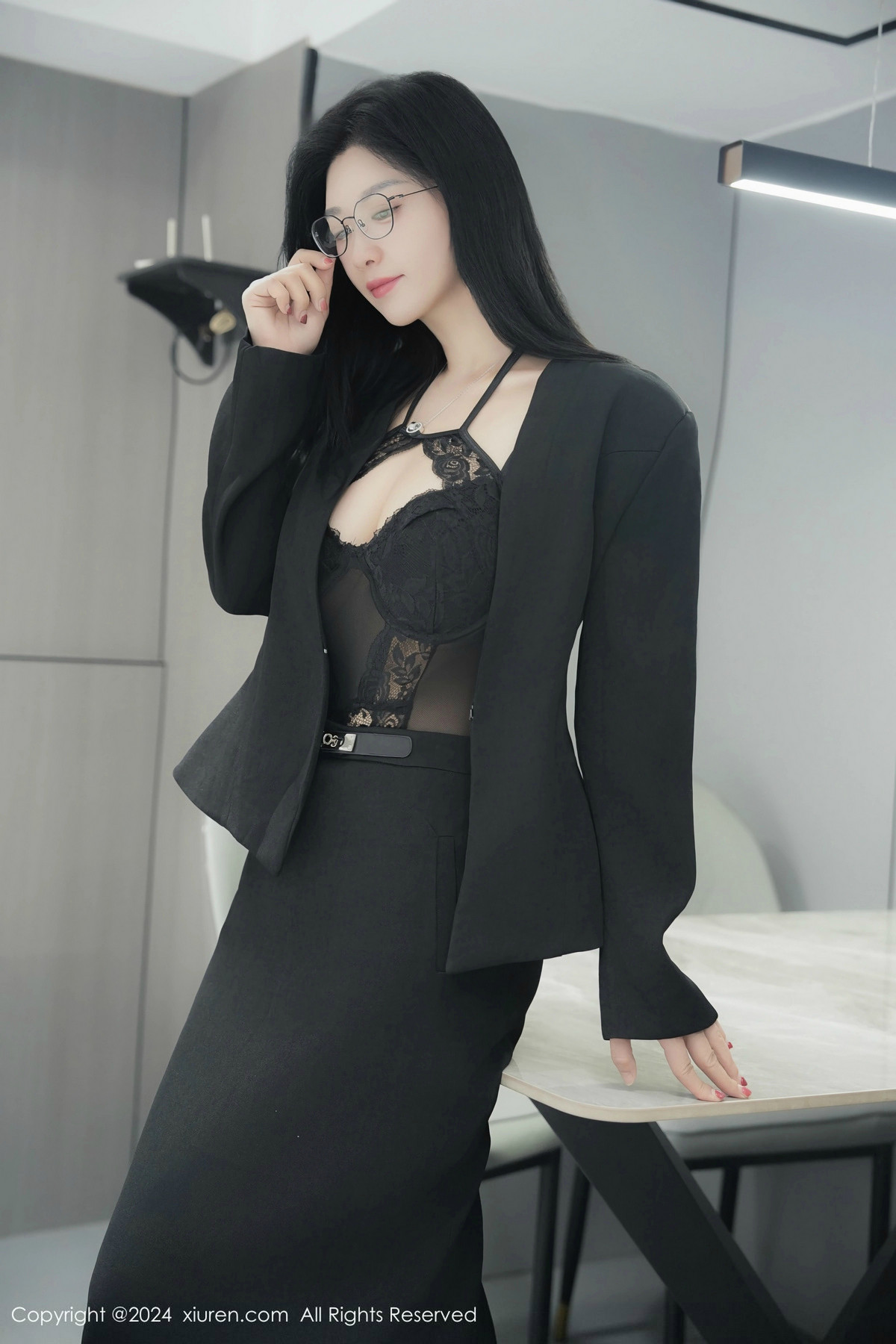 [XiuRen秀人网]第9639期雅茹老师写真 [81P]-015