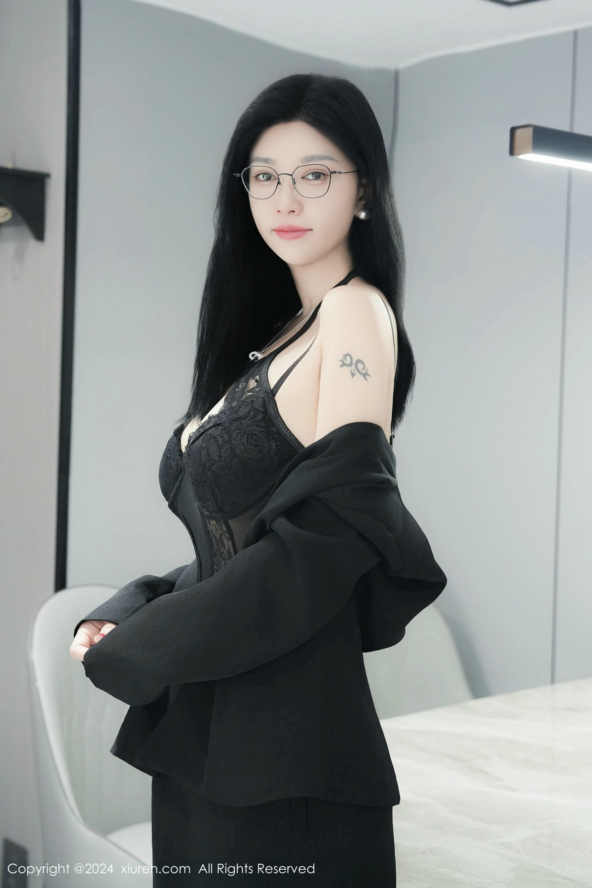[XiuRen秀人网]第9639期雅茹老师写真 [81P]-016