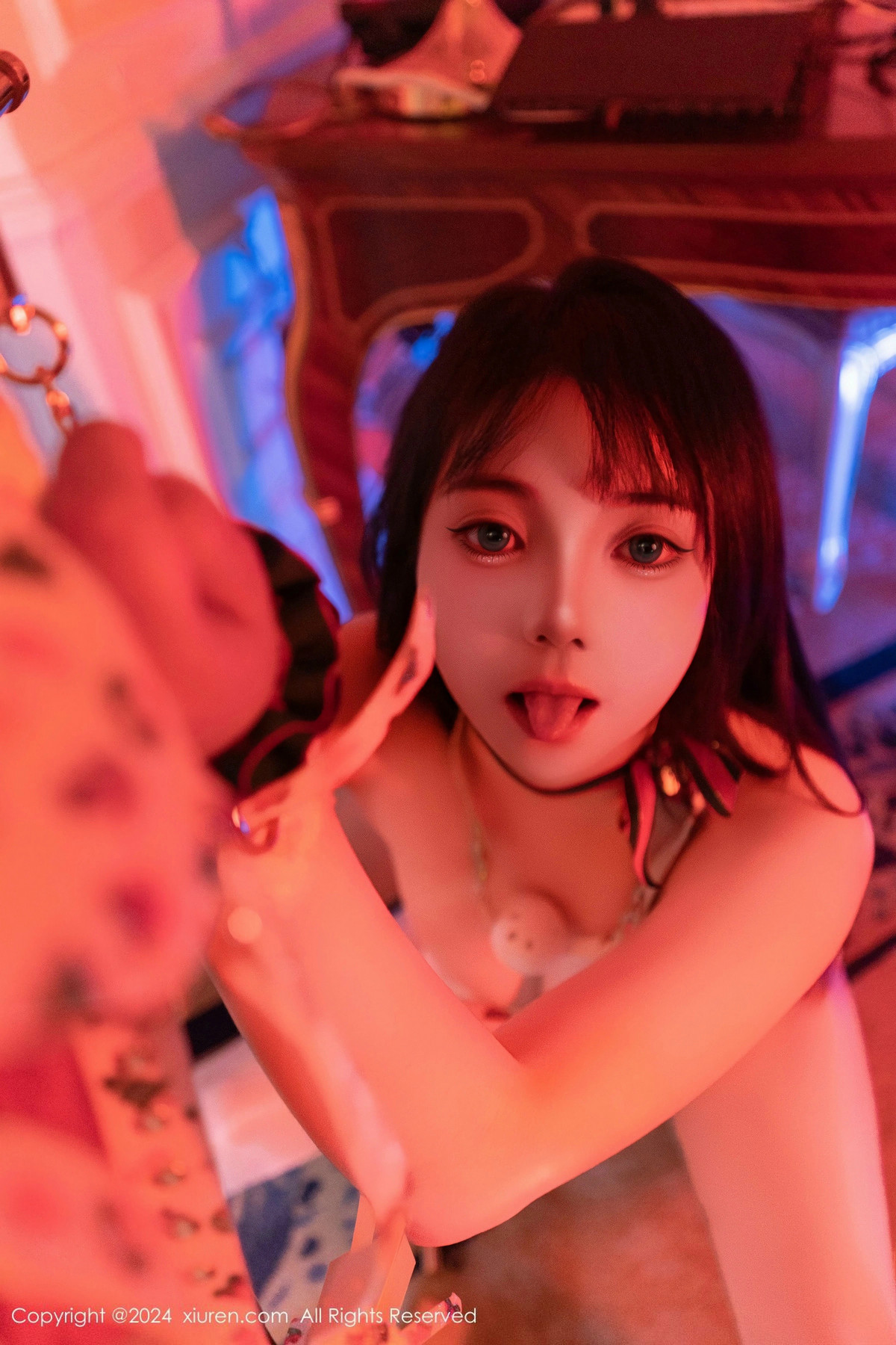 [XiuRen秀人网]第9638期软情写真 [112P]-043