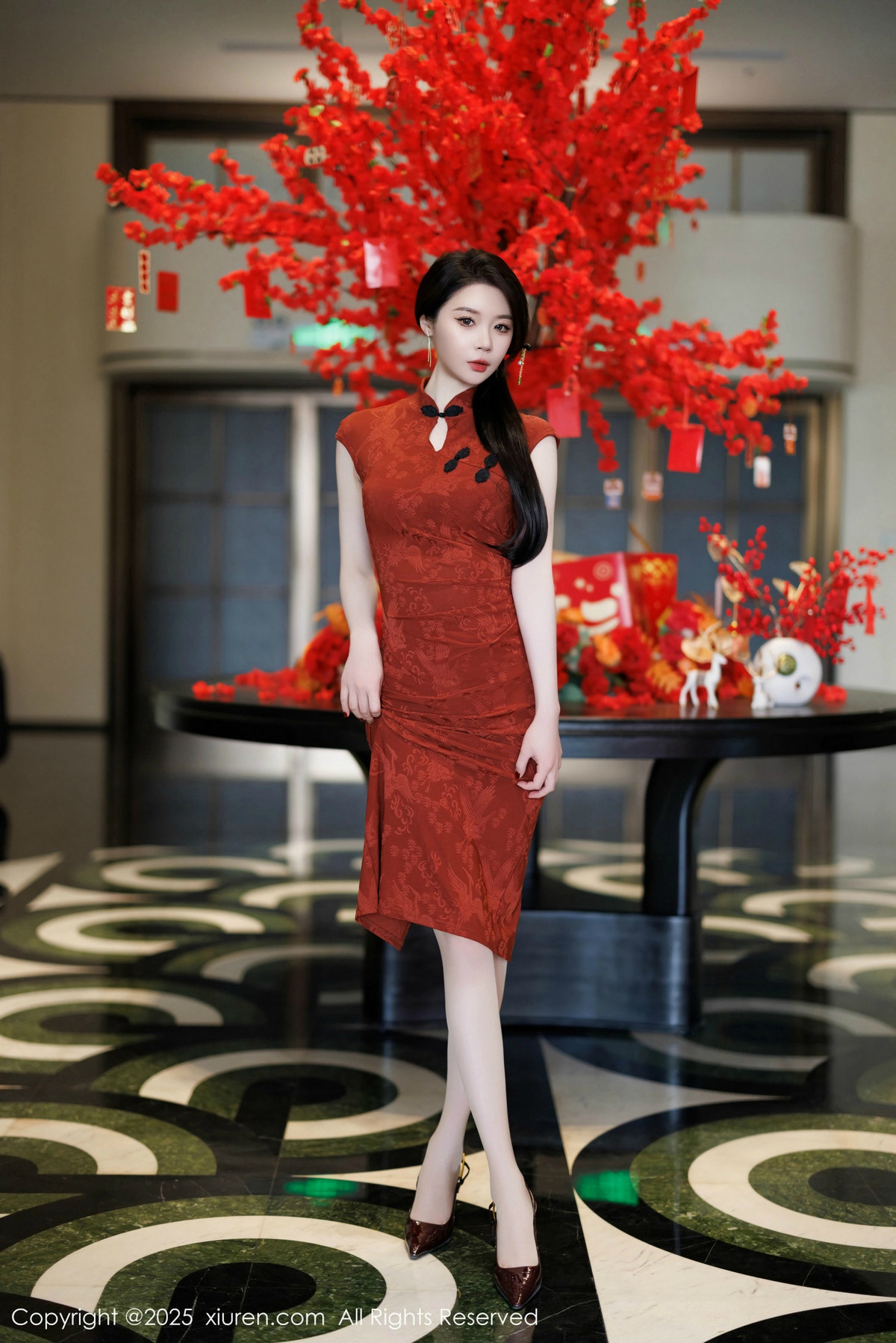 [XiuRen秀人网]第9812期梦心玥写真 [91P]-001