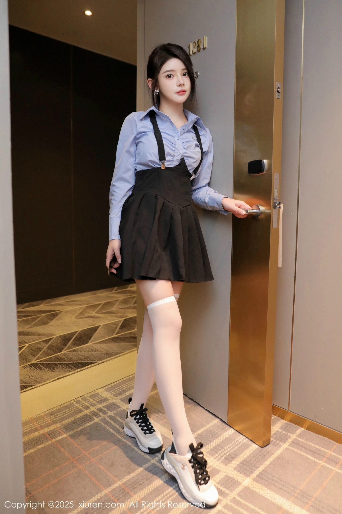 [XiuRen秀人网]第9819期爱酱里写真 [80P]-006