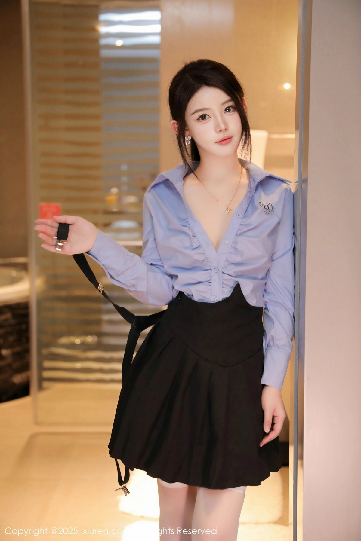 [XiuRen秀人网]第9819期爱酱里写真 [80P]-016
