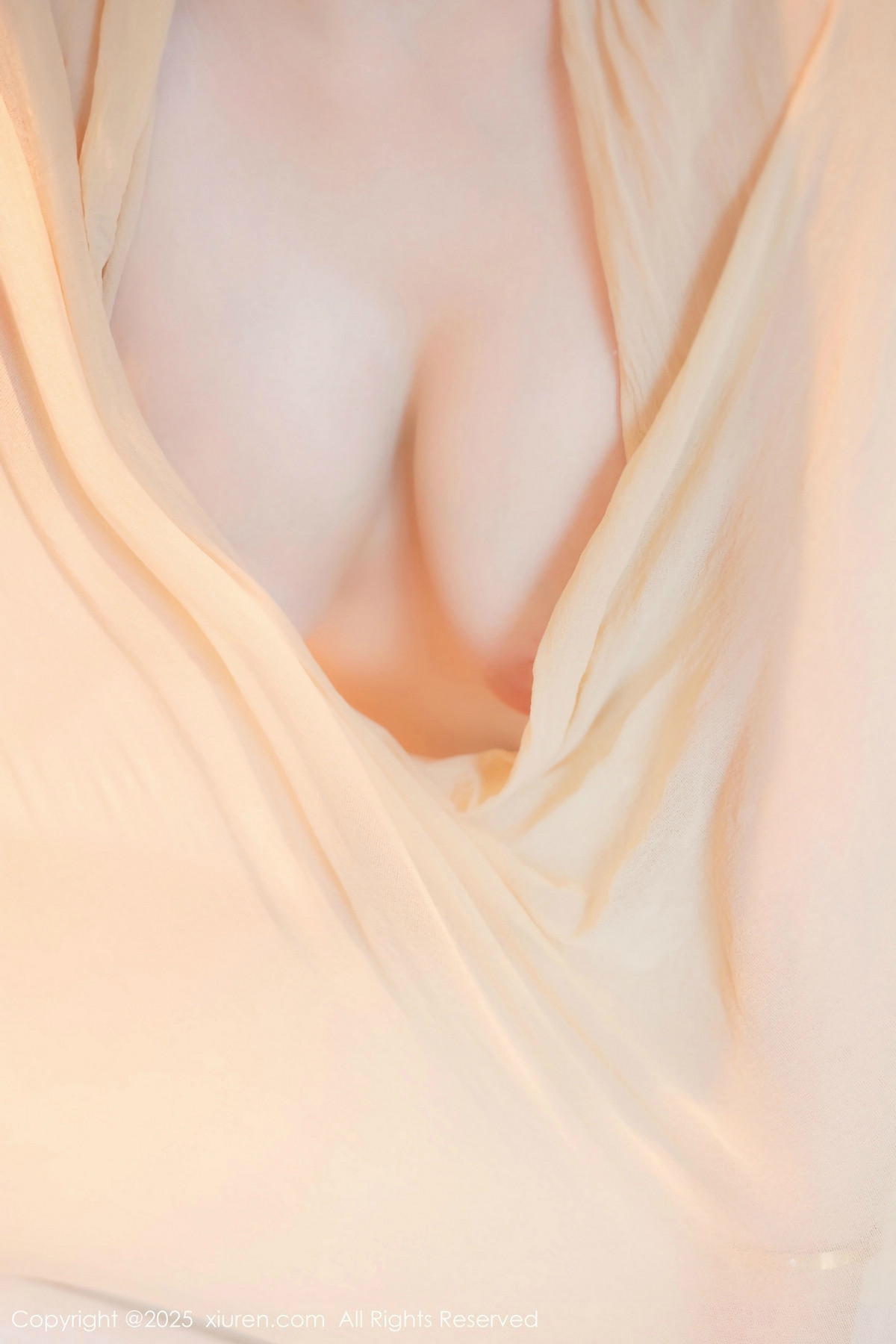 [XiuRen秀人网]第9825期余安安写真 [83P]-041