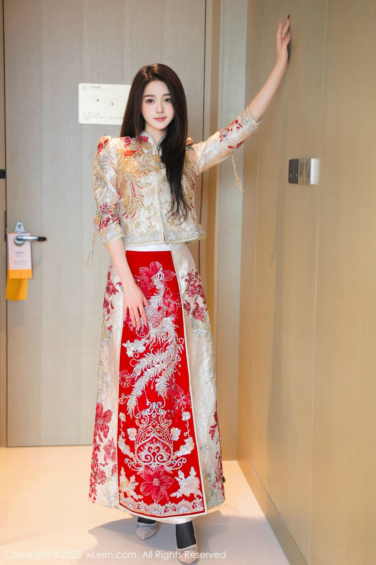 [XiuRen秀人网]第9833期Candy糖糖写真 [88P]-001