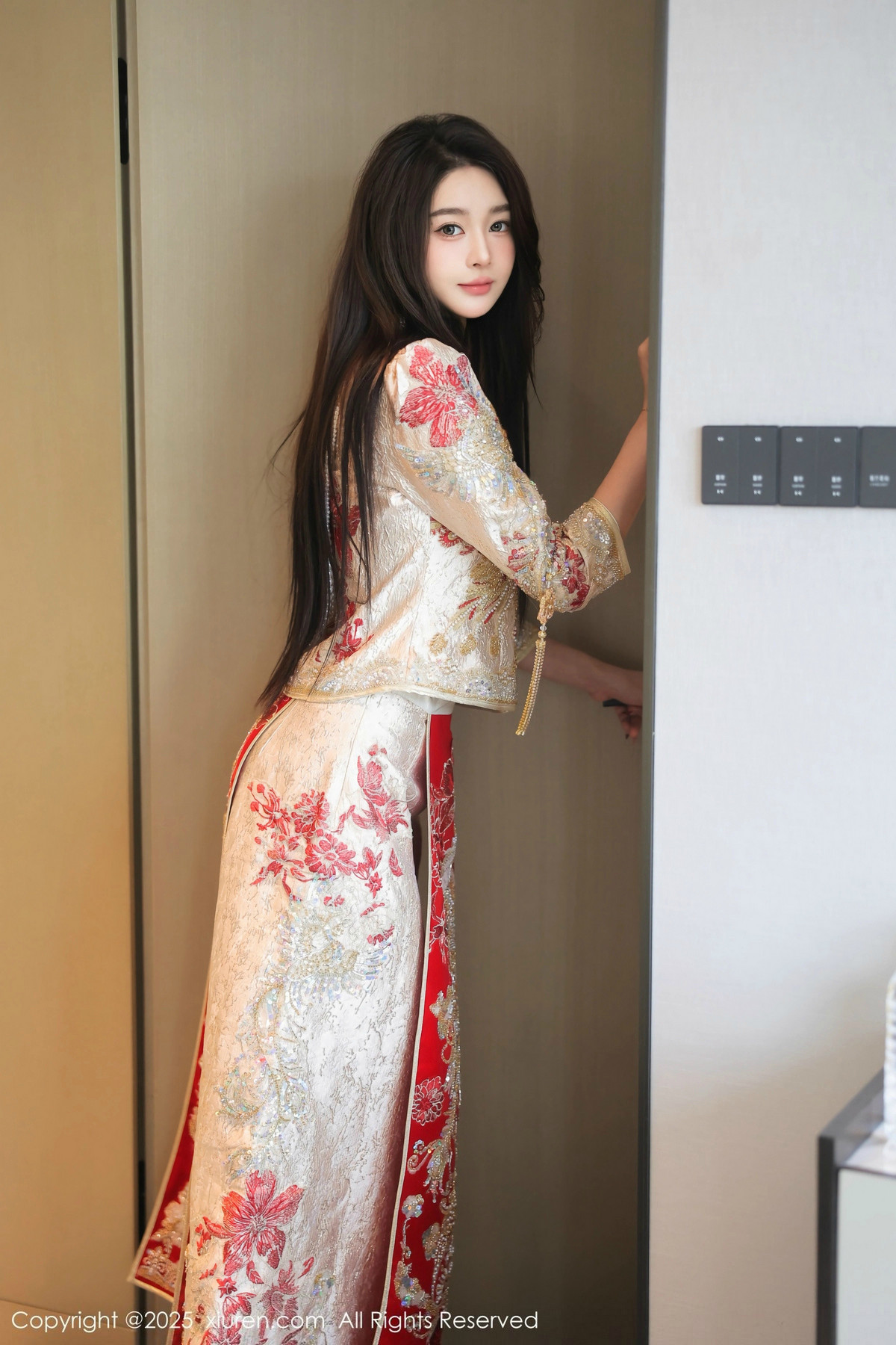 [XiuRen秀人网]第9833期Candy糖糖写真 [88P]-003