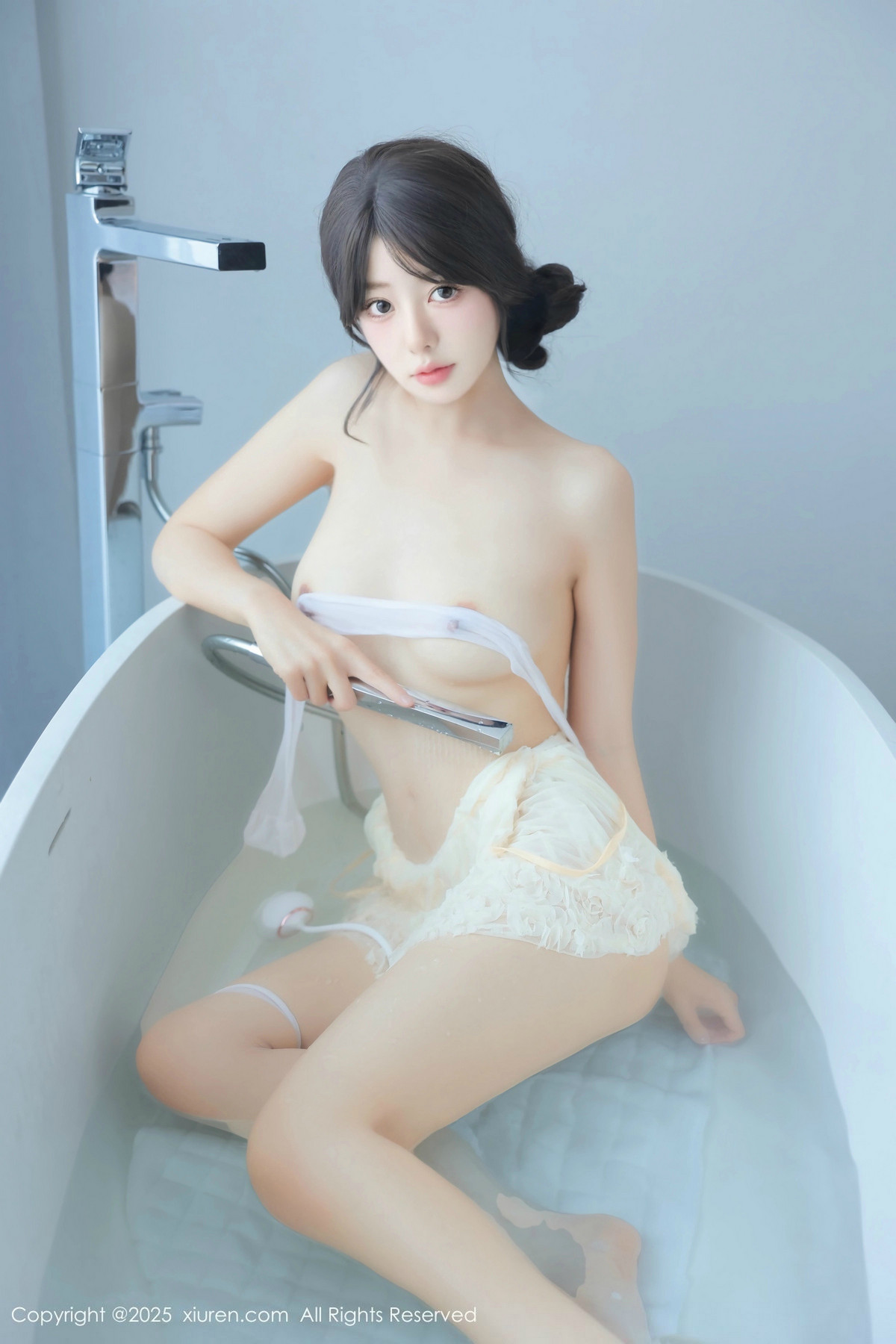 [XiuRen秀人网]第9851期桃妖夭写真 [113P]-084