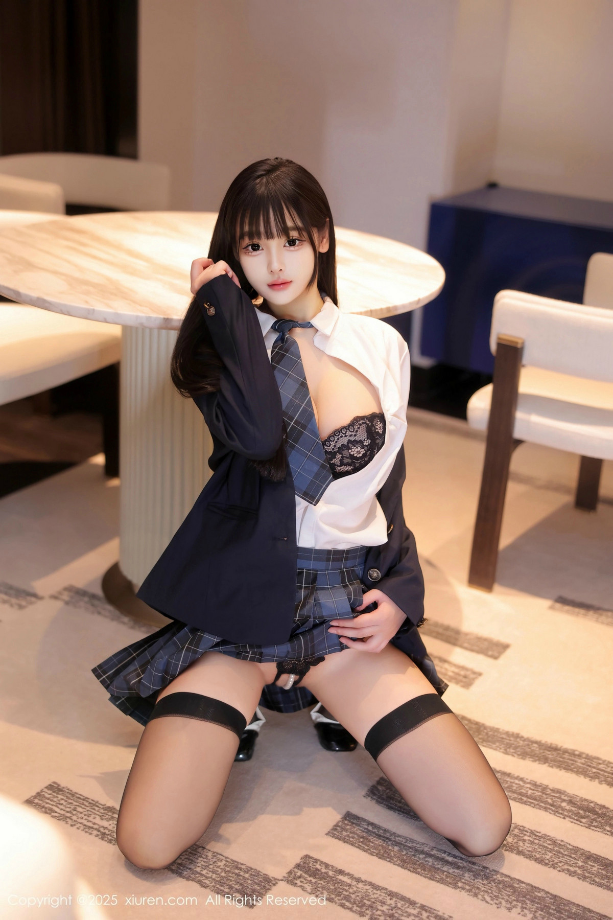 [XiuRen秀人网]第9853期余安安写真 [85P]-022