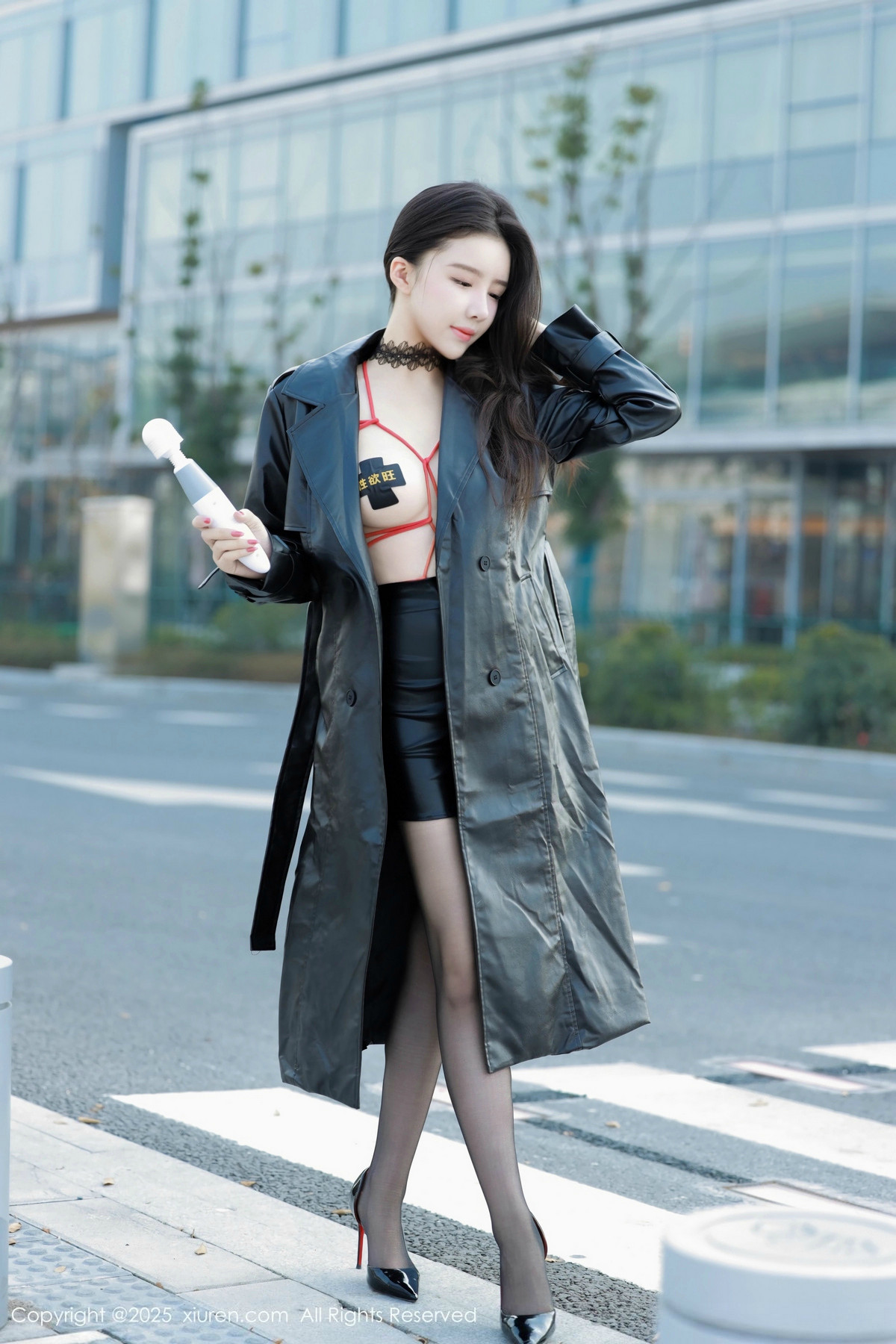 [XiuRen秀人网]第9855期唐翩翩写真 [90P]-001