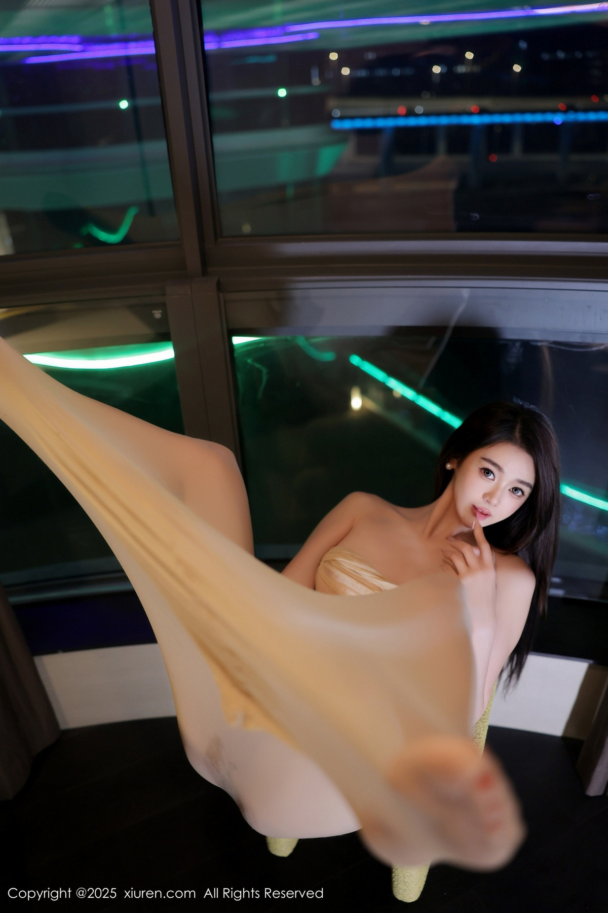 [XiuRen秀人网]第9860期Candy糖糖写真 [85P]-054