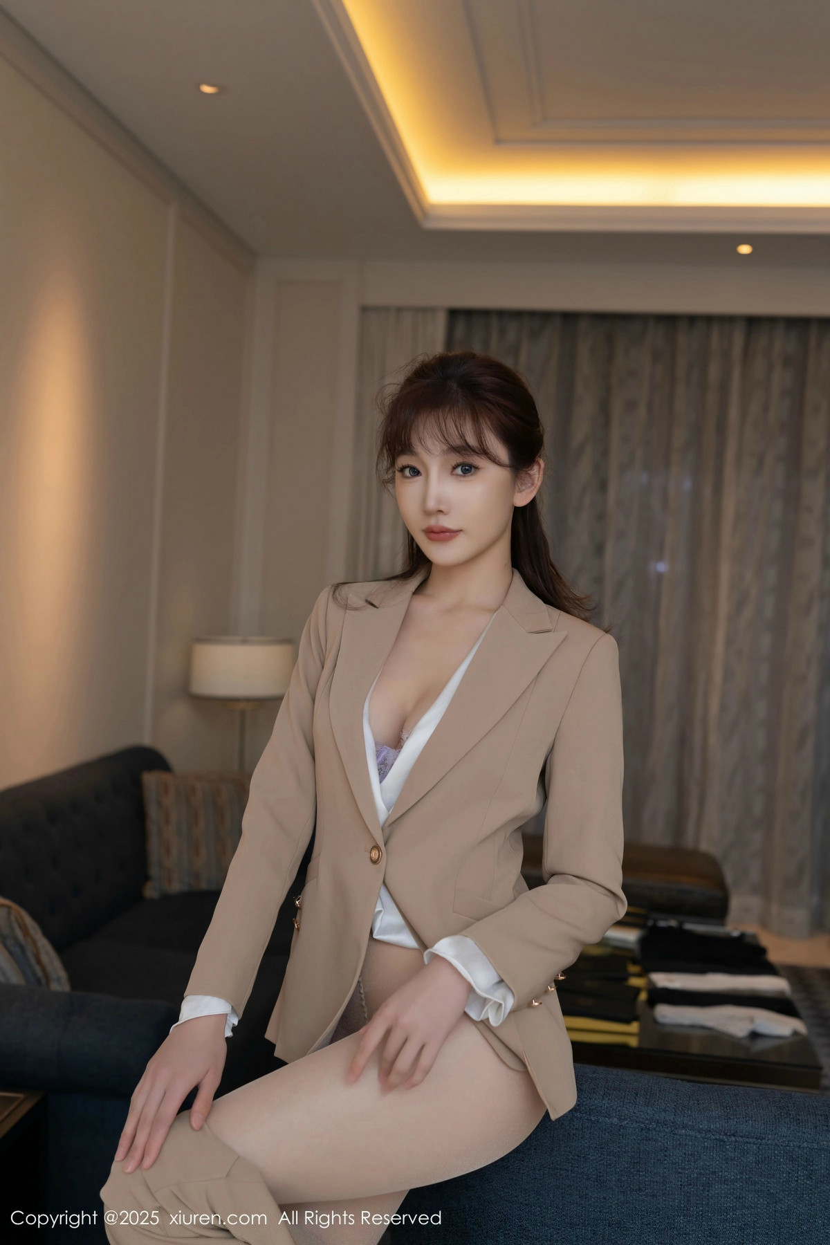 [XiuRen秀人网]第9881期陆萱萱写真 [80P]-016