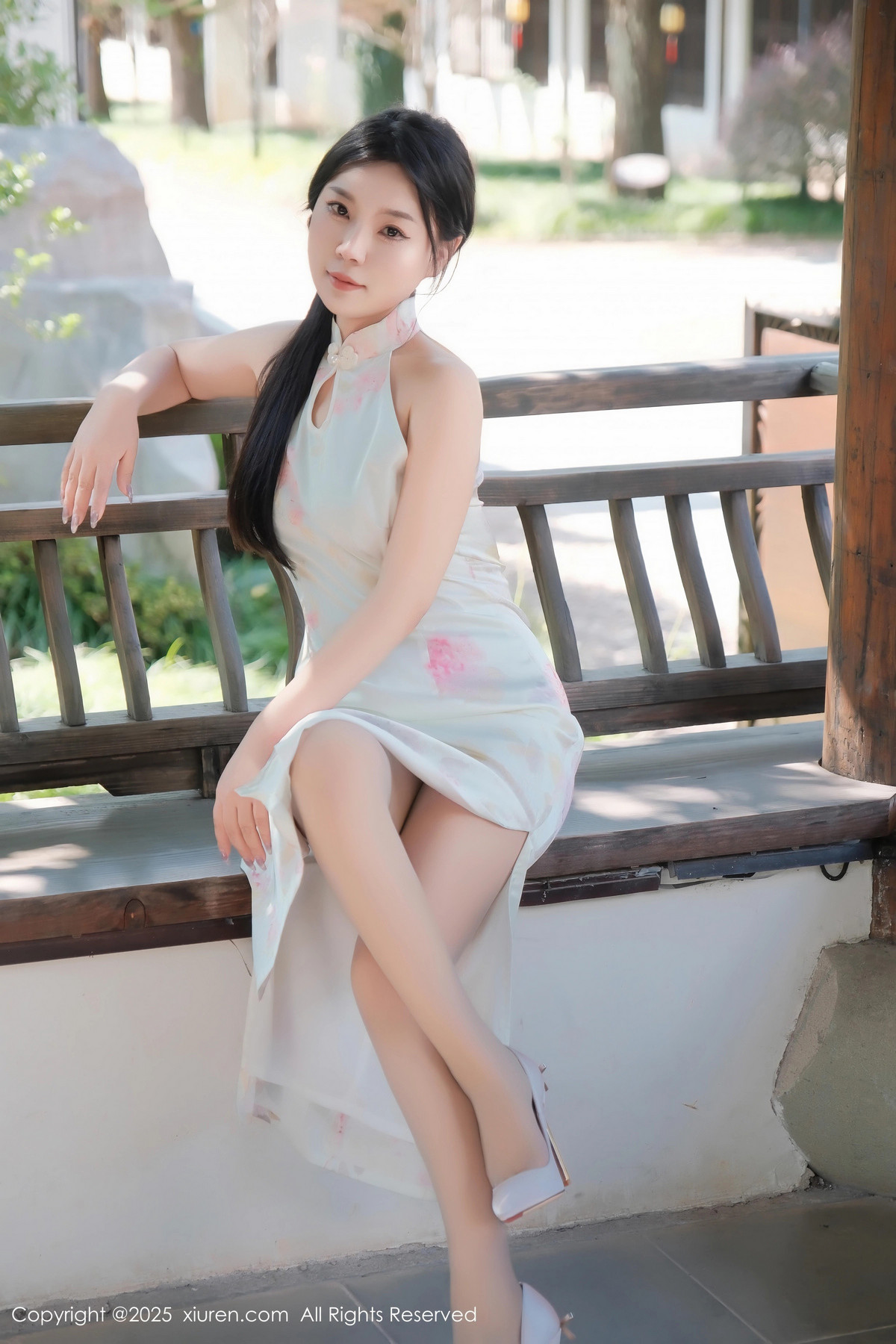 [XiuRen秀人网]第9893期麦田写真 [70P]-006