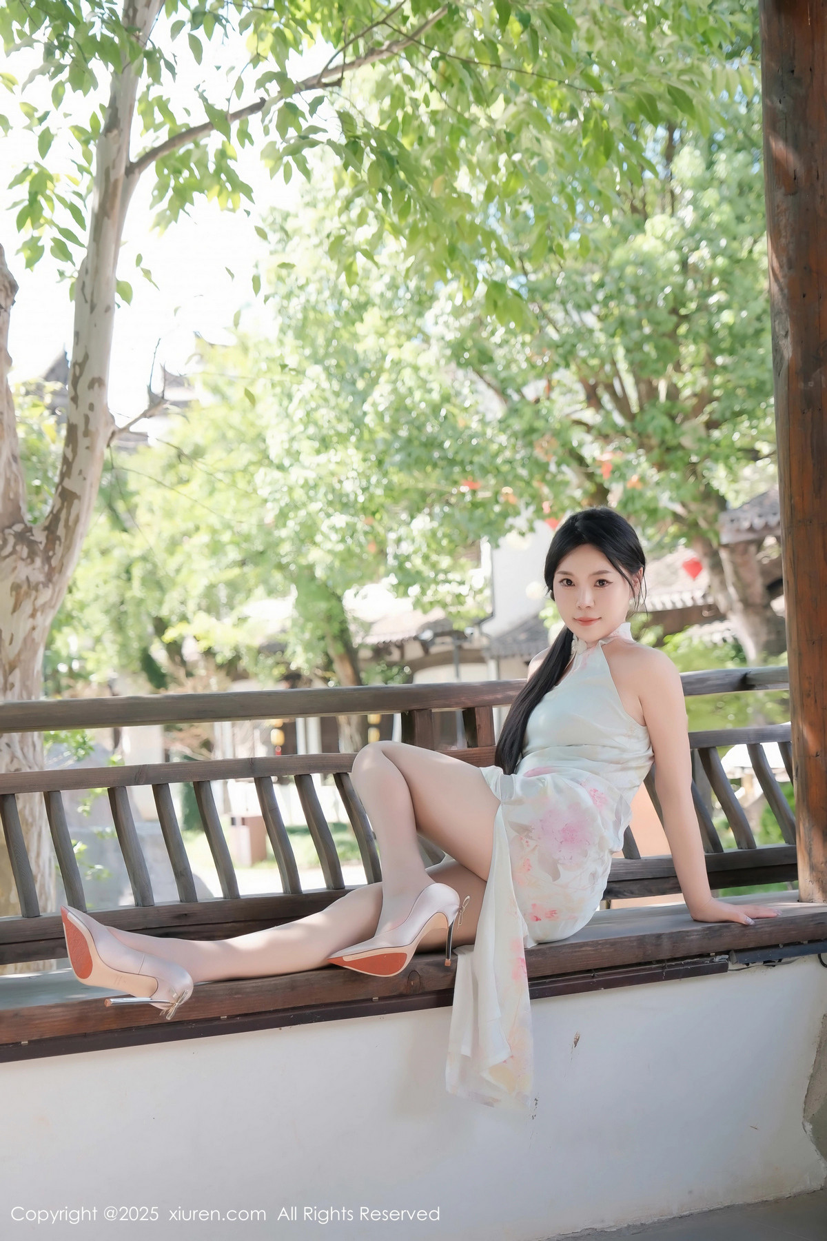 [XiuRen秀人网]第9893期麦田写真 [70P]-010