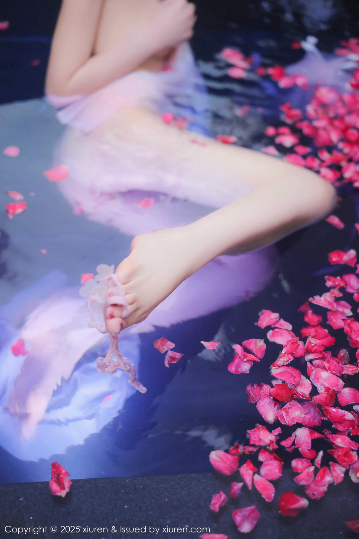 [XiuRen秀人网]第9778期桃妖夭写真 [102P]-098