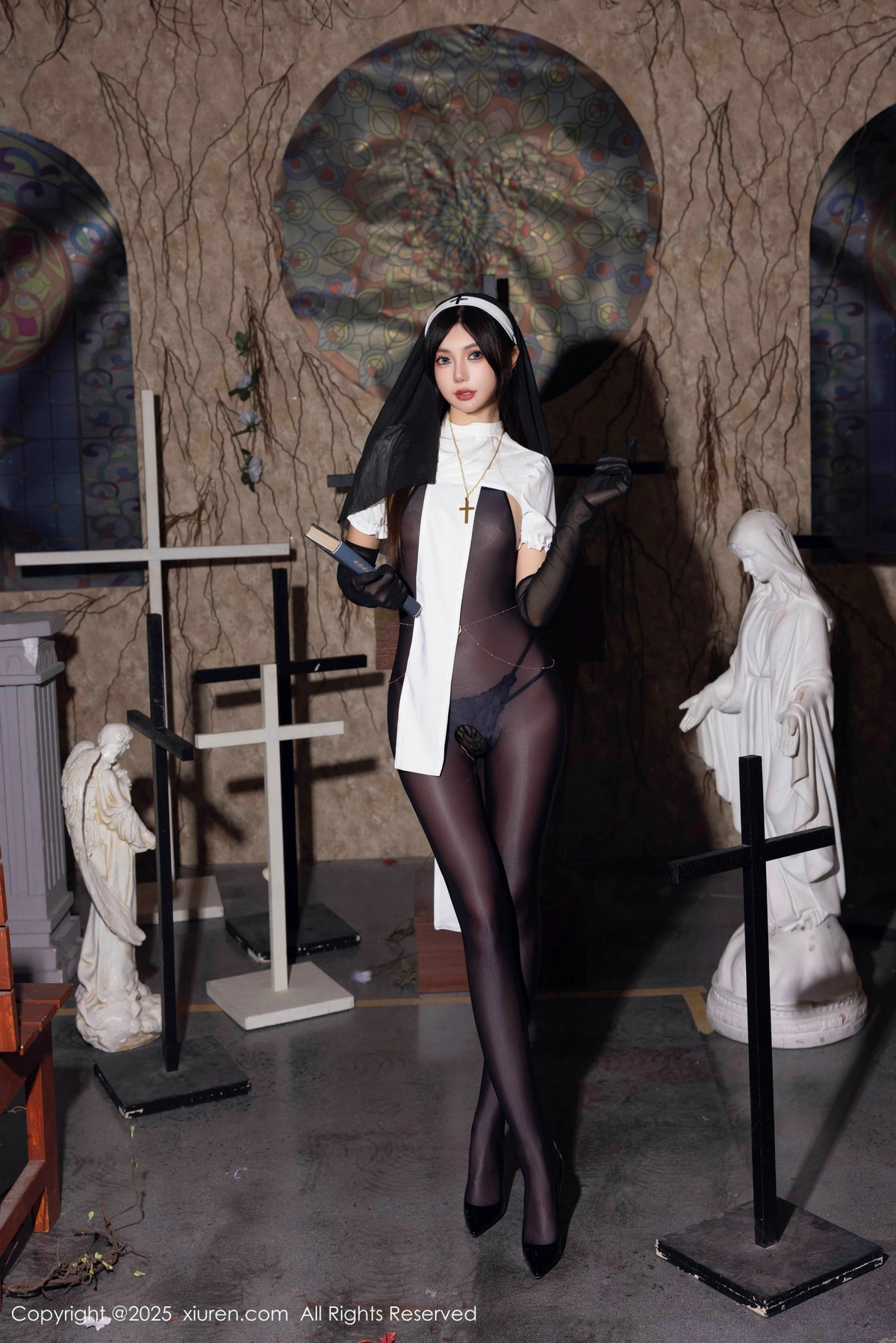 [XiuRen秀人网]第9774期绮里嘉写真 [79P]-001