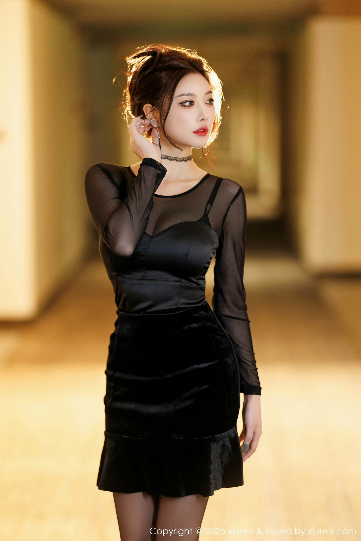 [XiuRen秀人网]第9776期杨晨晨写真 [100P]-002