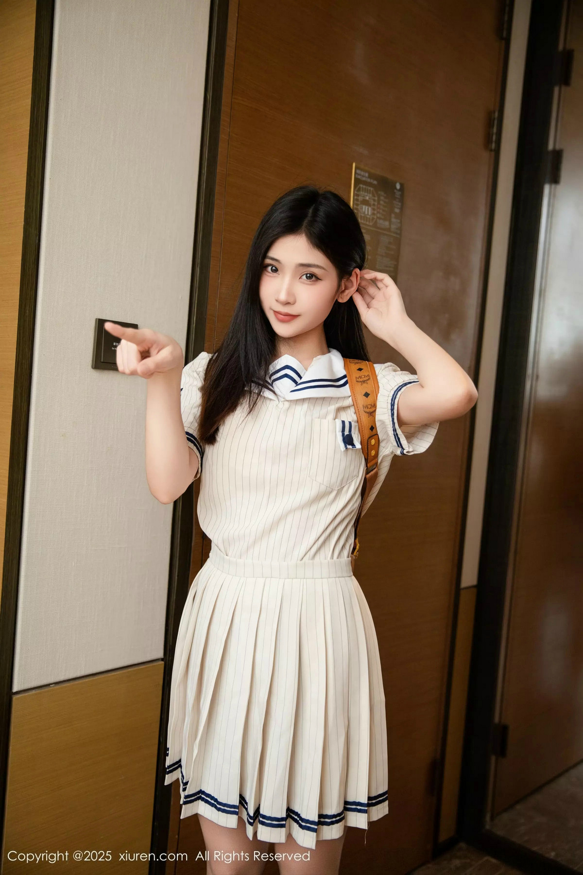 [XiuRen秀人网]第9942期刘婷婷写真 [77P]-002