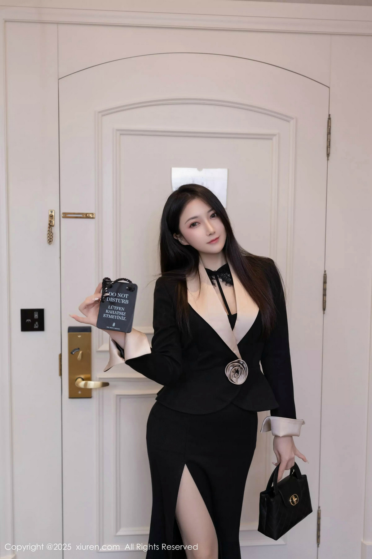 [XiuRen秀人网]第9953期鱼子酱写真 [80P]-006