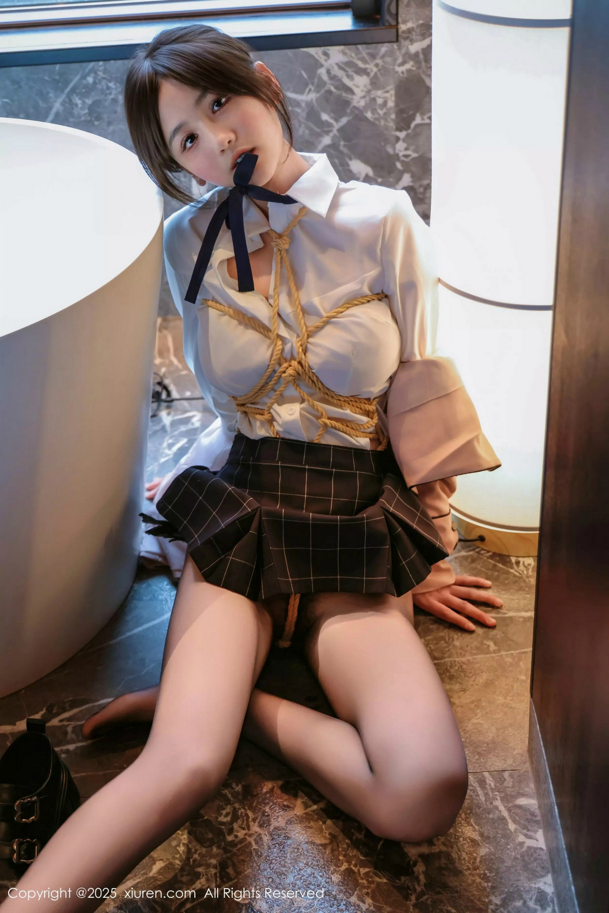 [XiuRen秀人网]第9949期奶芙乔乔写真 [72P]-042