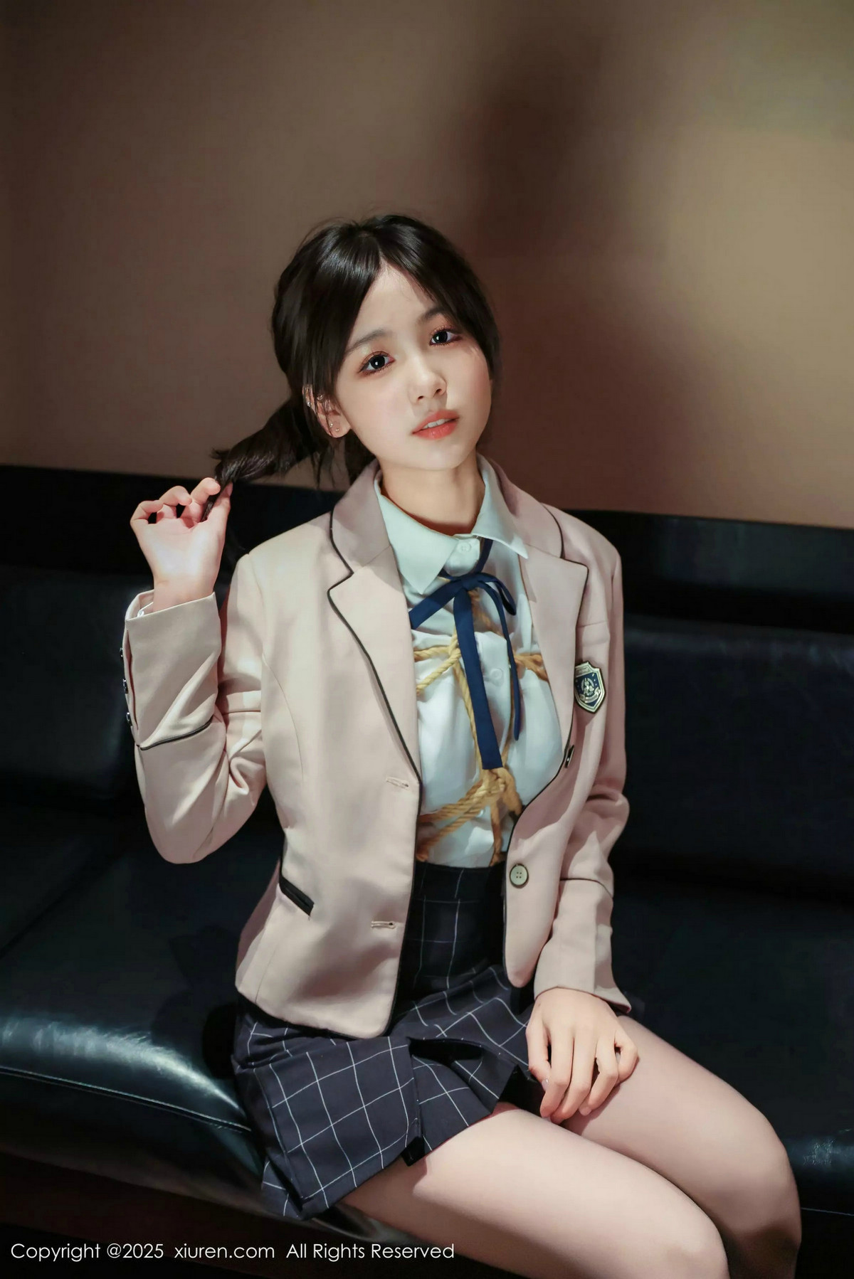 [XiuRen秀人网]第9949期奶芙乔乔写真 [72P]-019