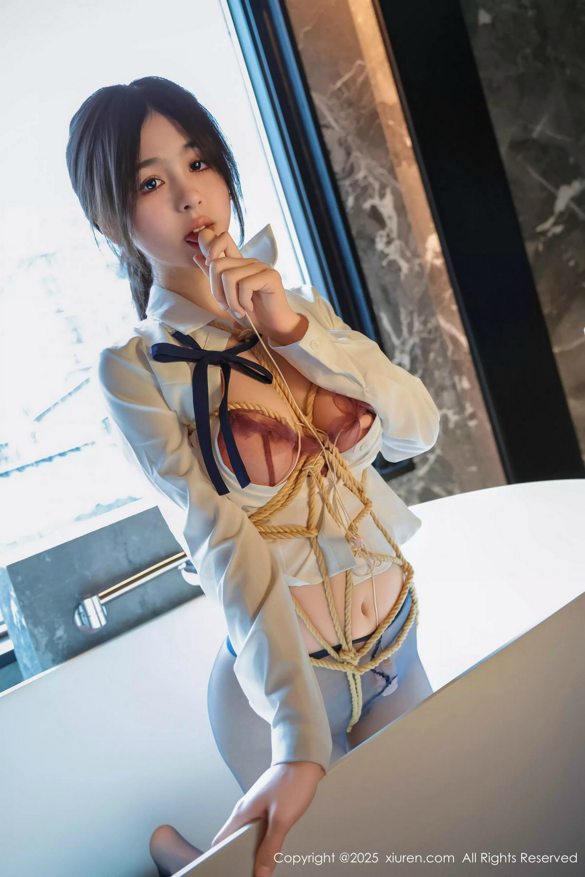 [XiuRen秀人网]第9949期奶芙乔乔写真 [72P]-054
