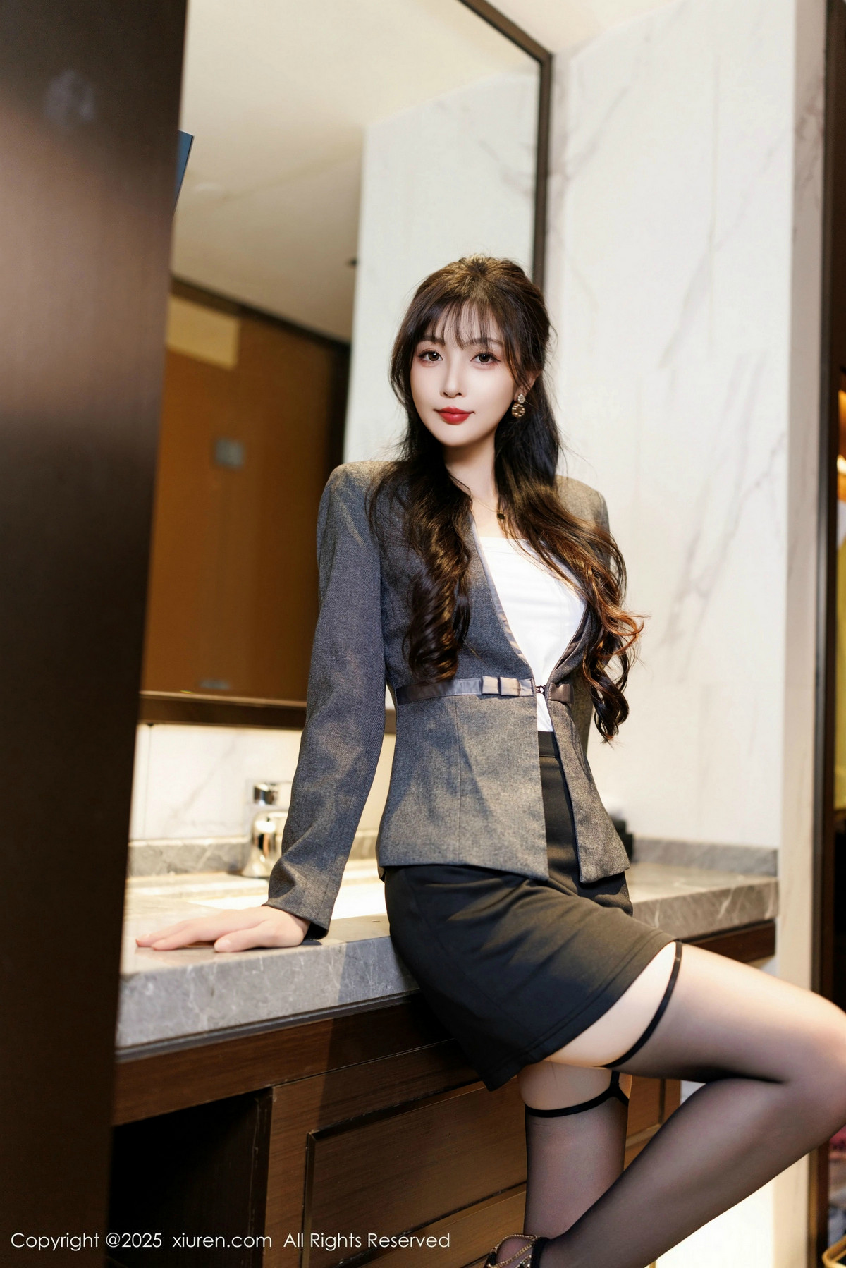 [XiuRen秀人网]第9957期樱桃小阑子写真 [85P]-001