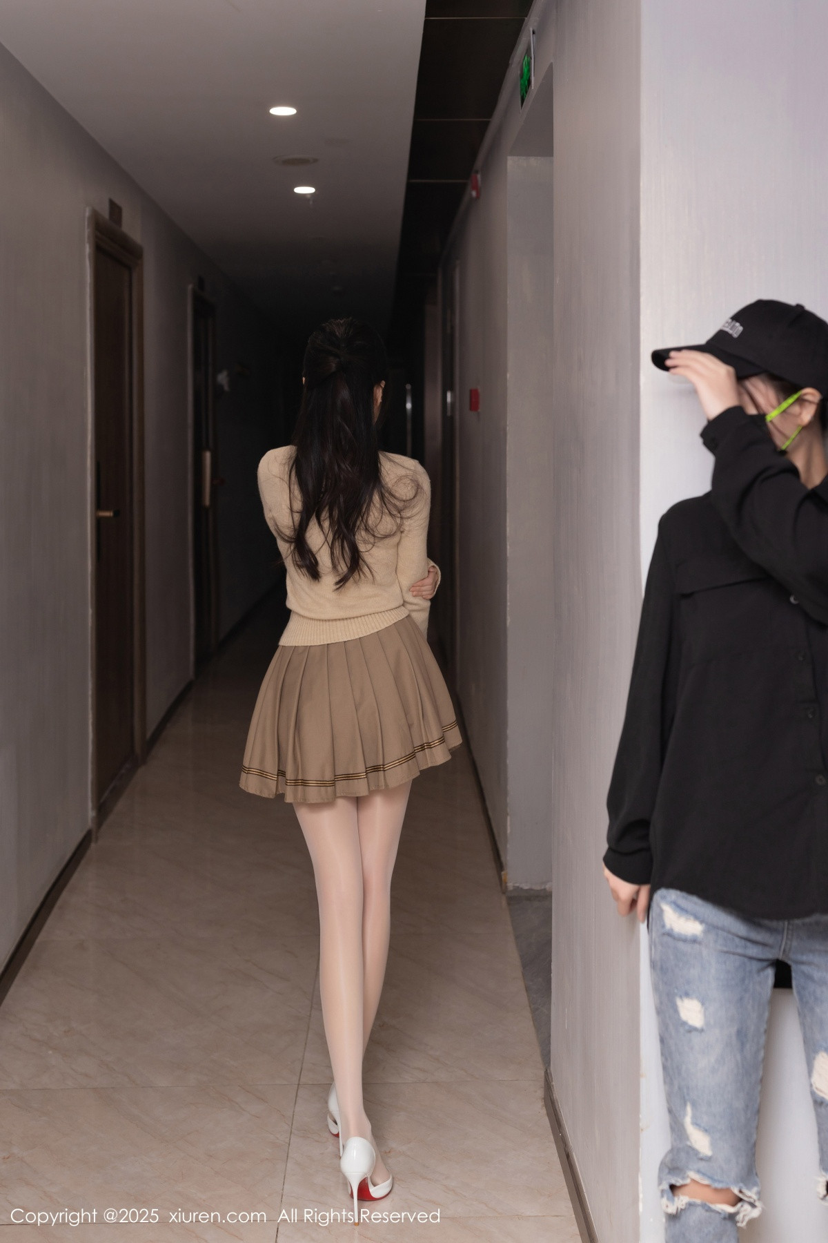 [XiuRen秀人网]第9988期鱼子酱写真 [82P]-002