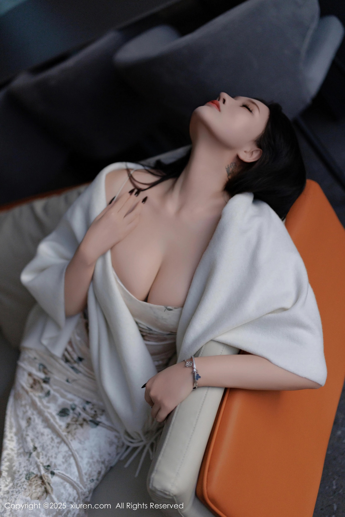 [XiuRen秀人网]第9899期娜比写真 [81P]-009