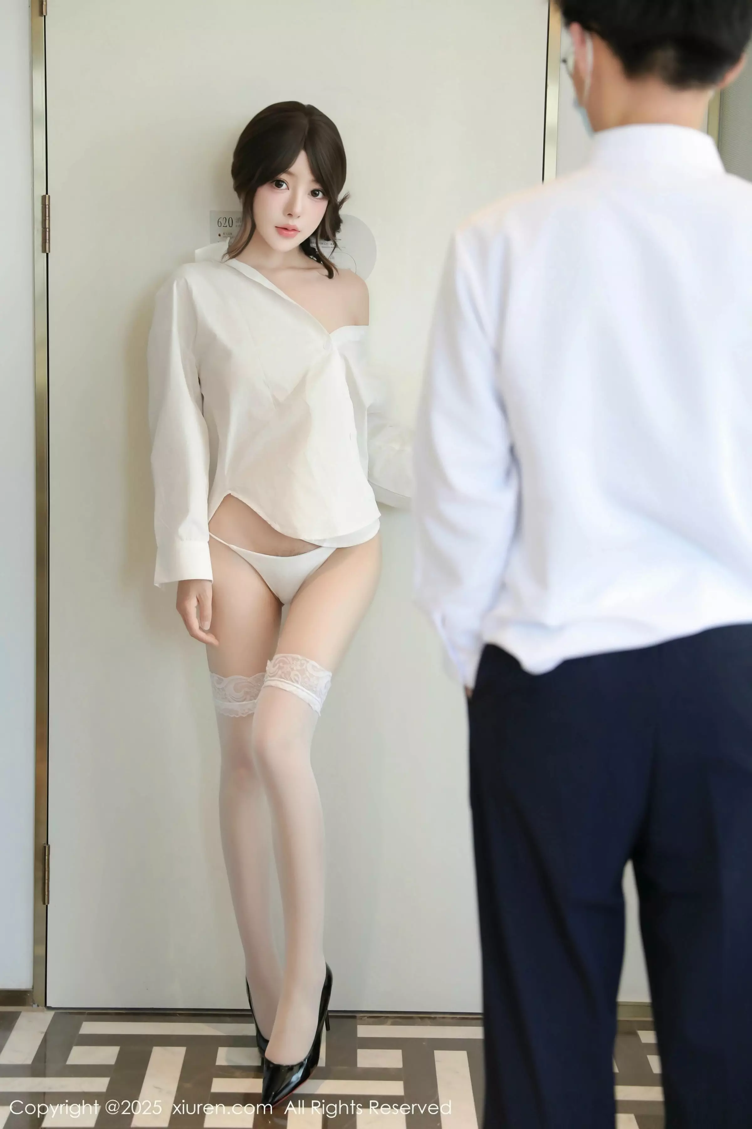 [XiuRen秀人网]第10036期桃妖夭写真 [86P]-001